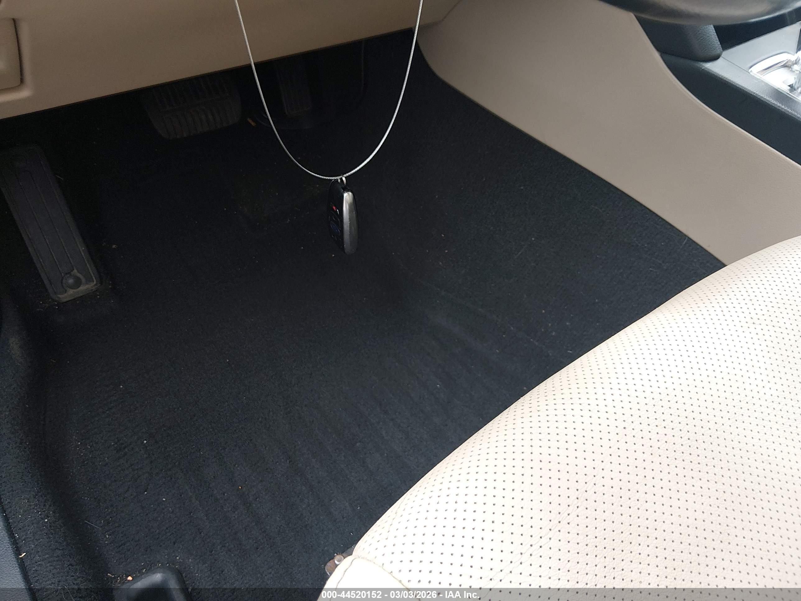 SUBARU OUTBACK image 11