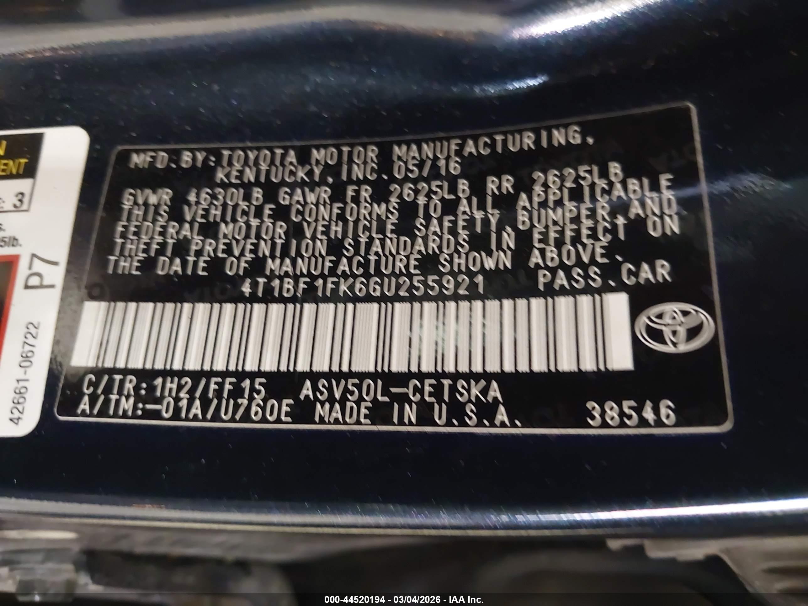 TOYOTA CAMRY image 9