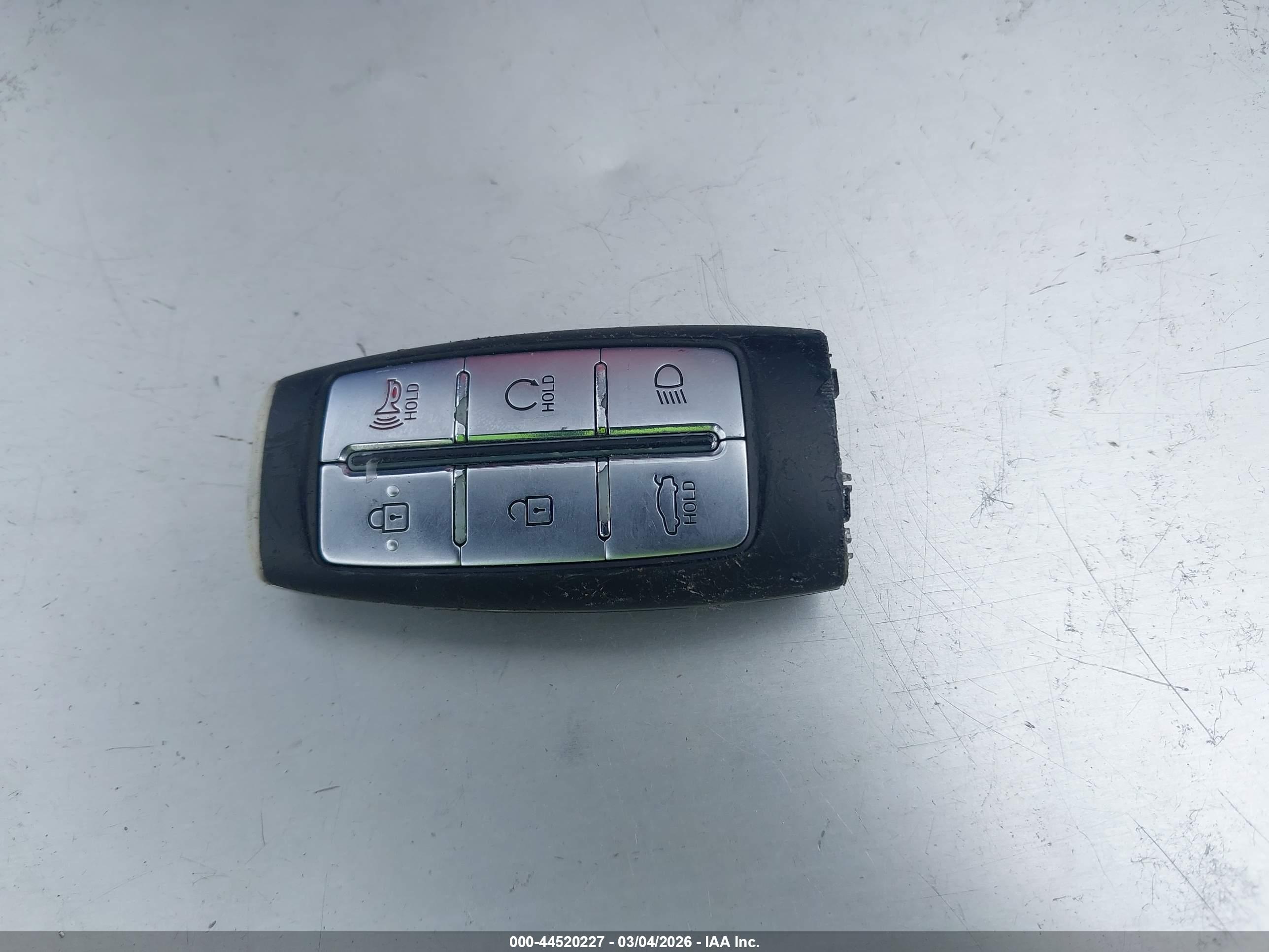 GENESIS G70 image 11