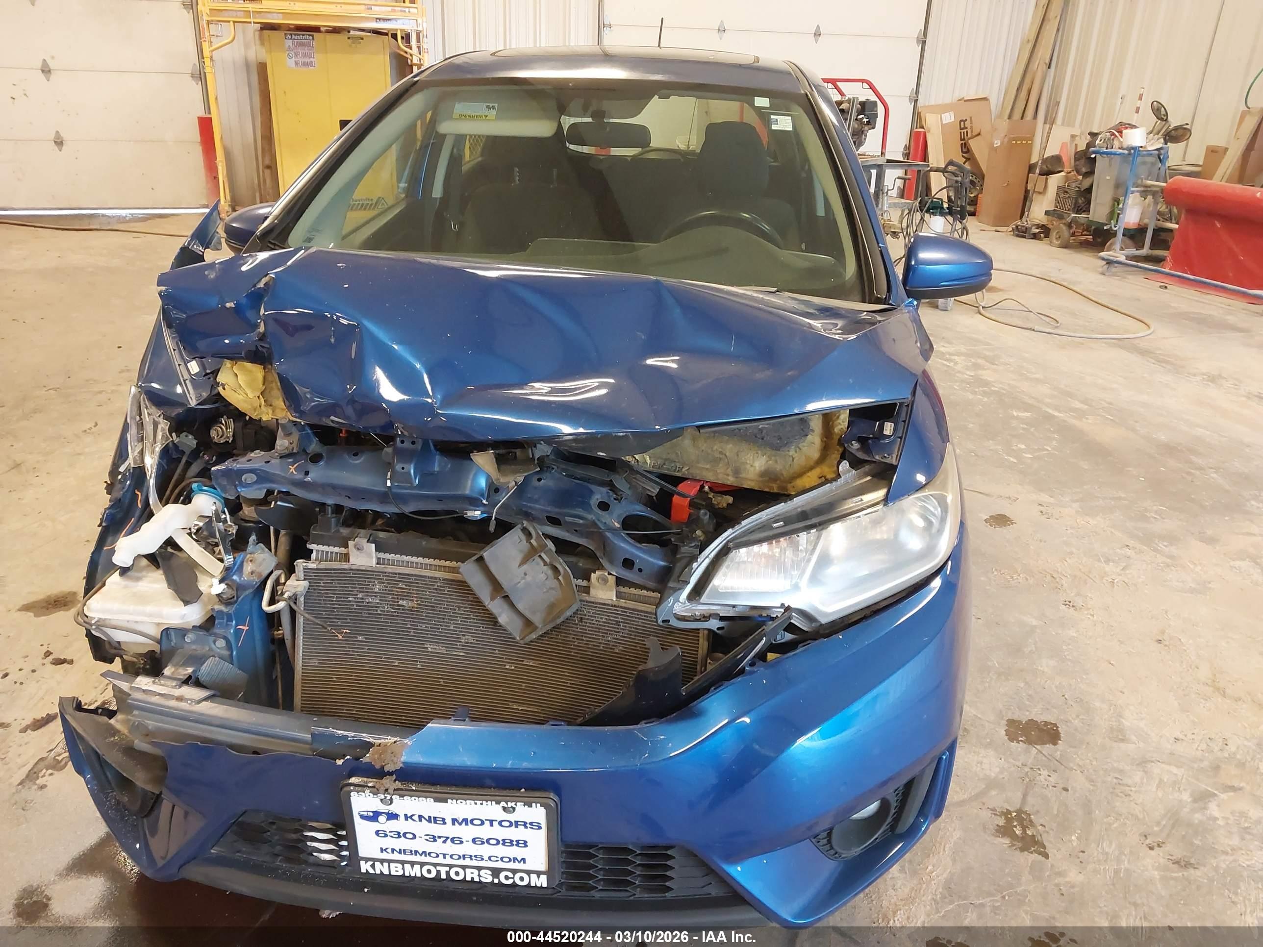 HONDA FIT image 6
