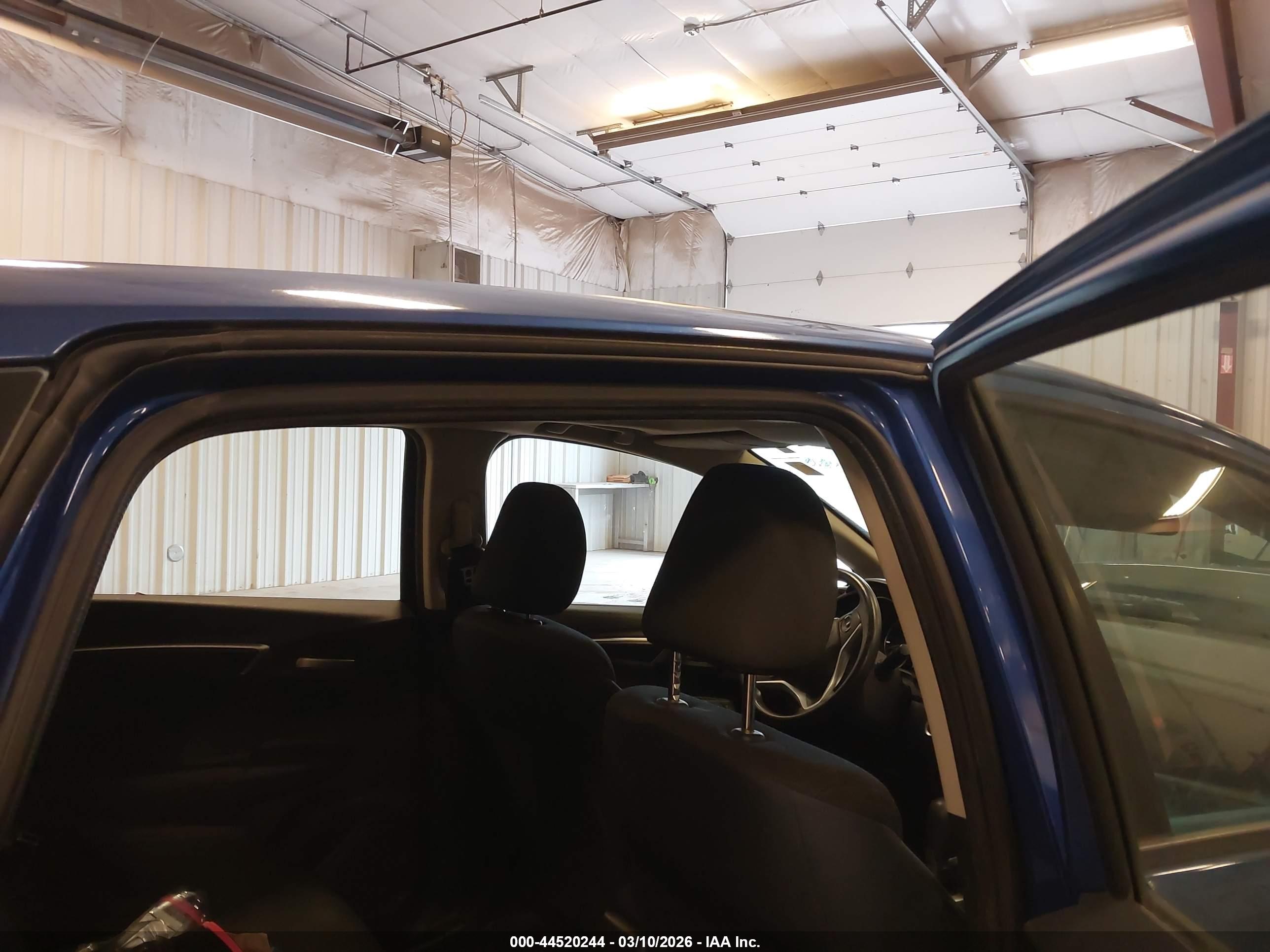 HONDA FIT image 8