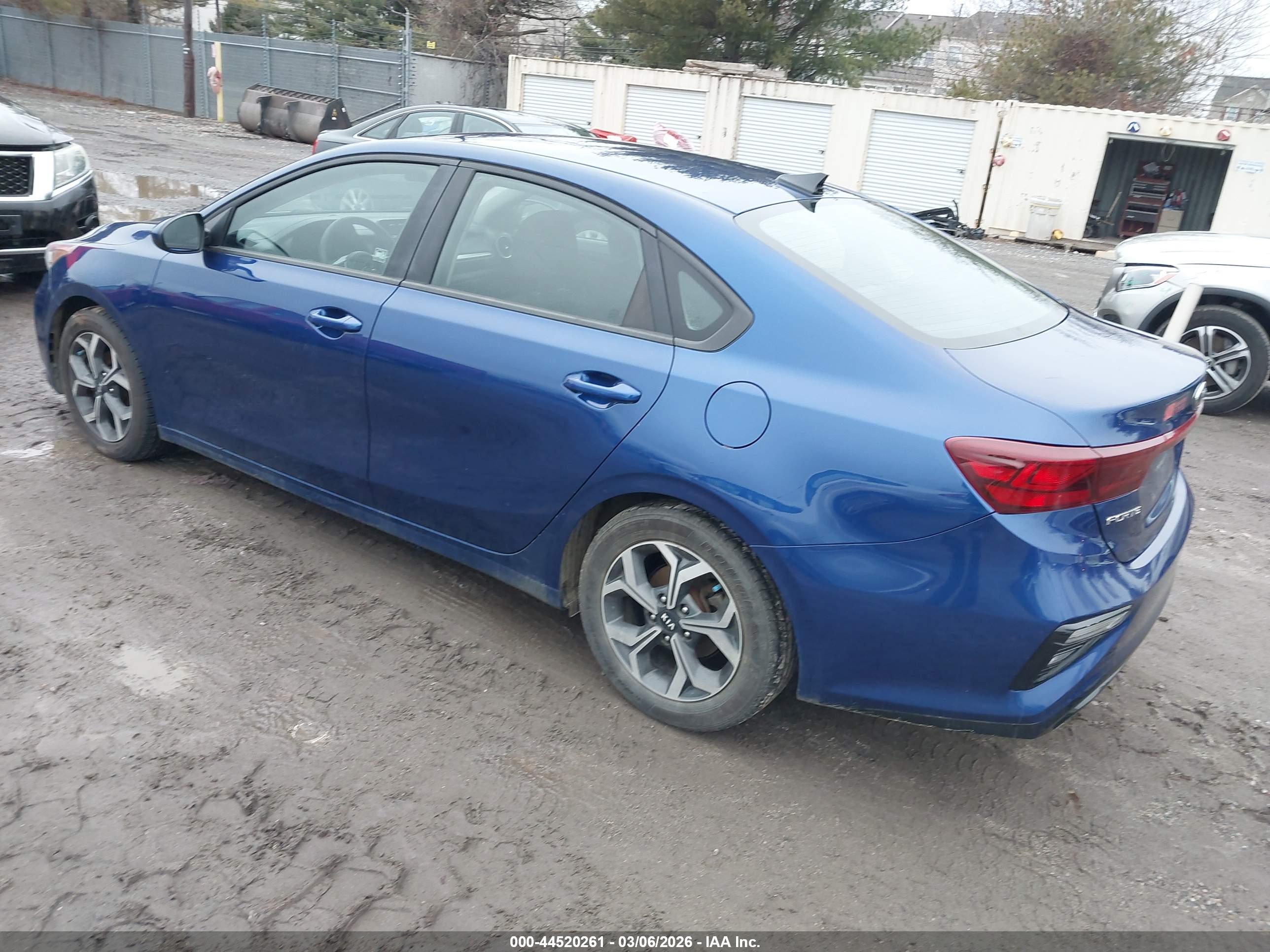 KIA FORTE image 3