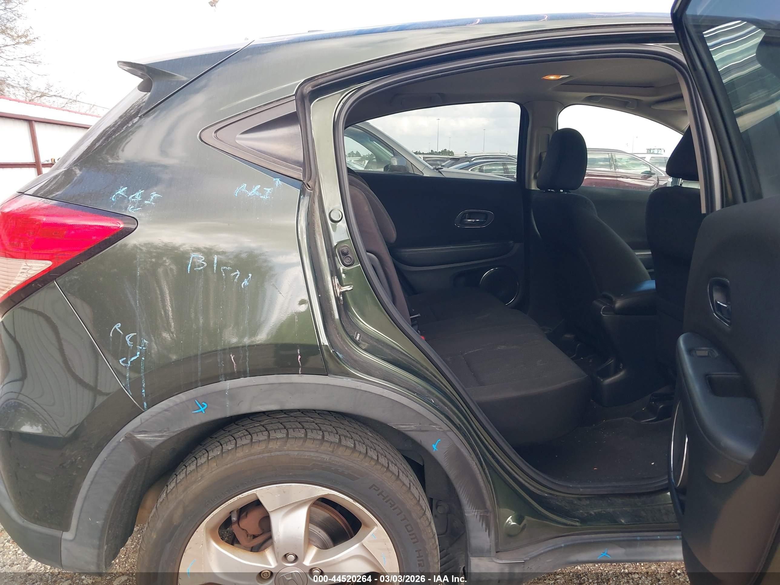 HONDA HR-V image 8