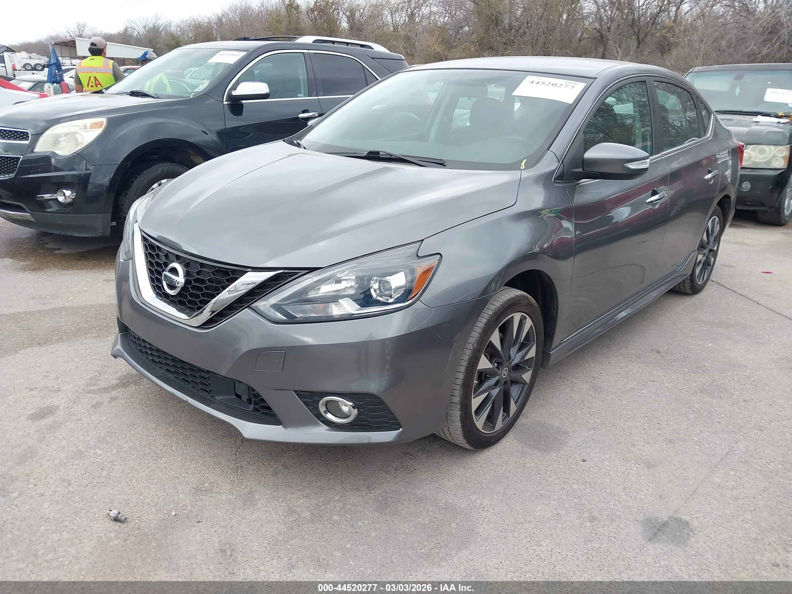 NISSAN SENTRA image 2