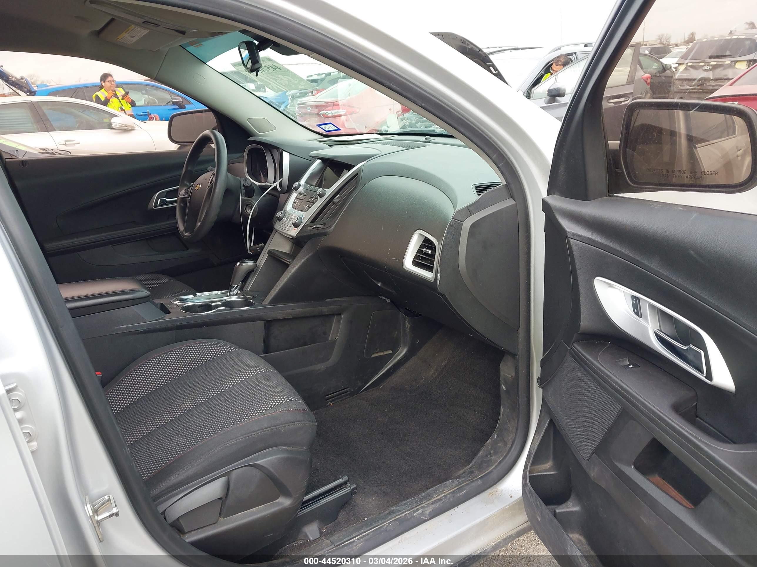 CHEVROLET EQUINOX image 5