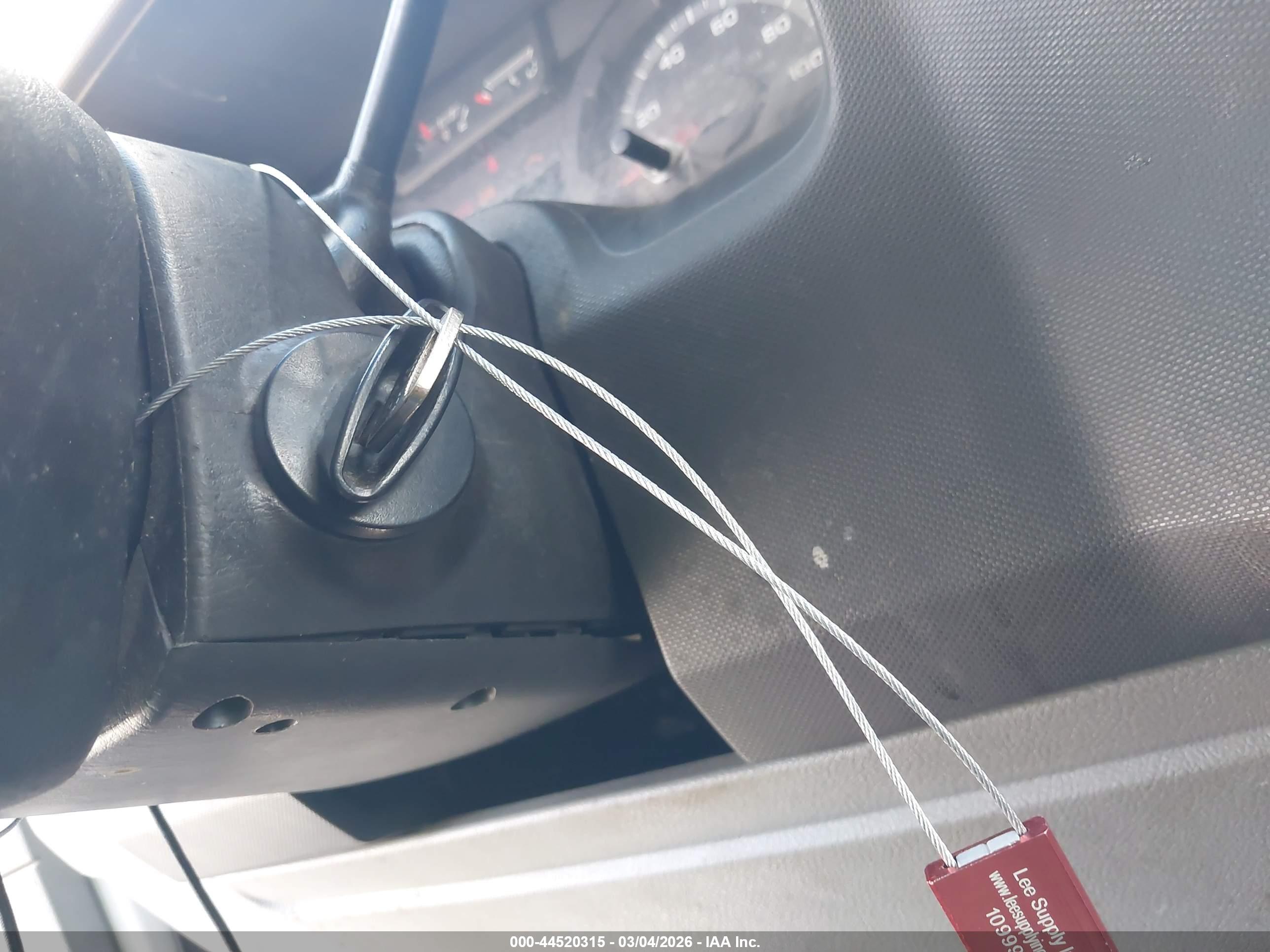 FORD E-350 image 11