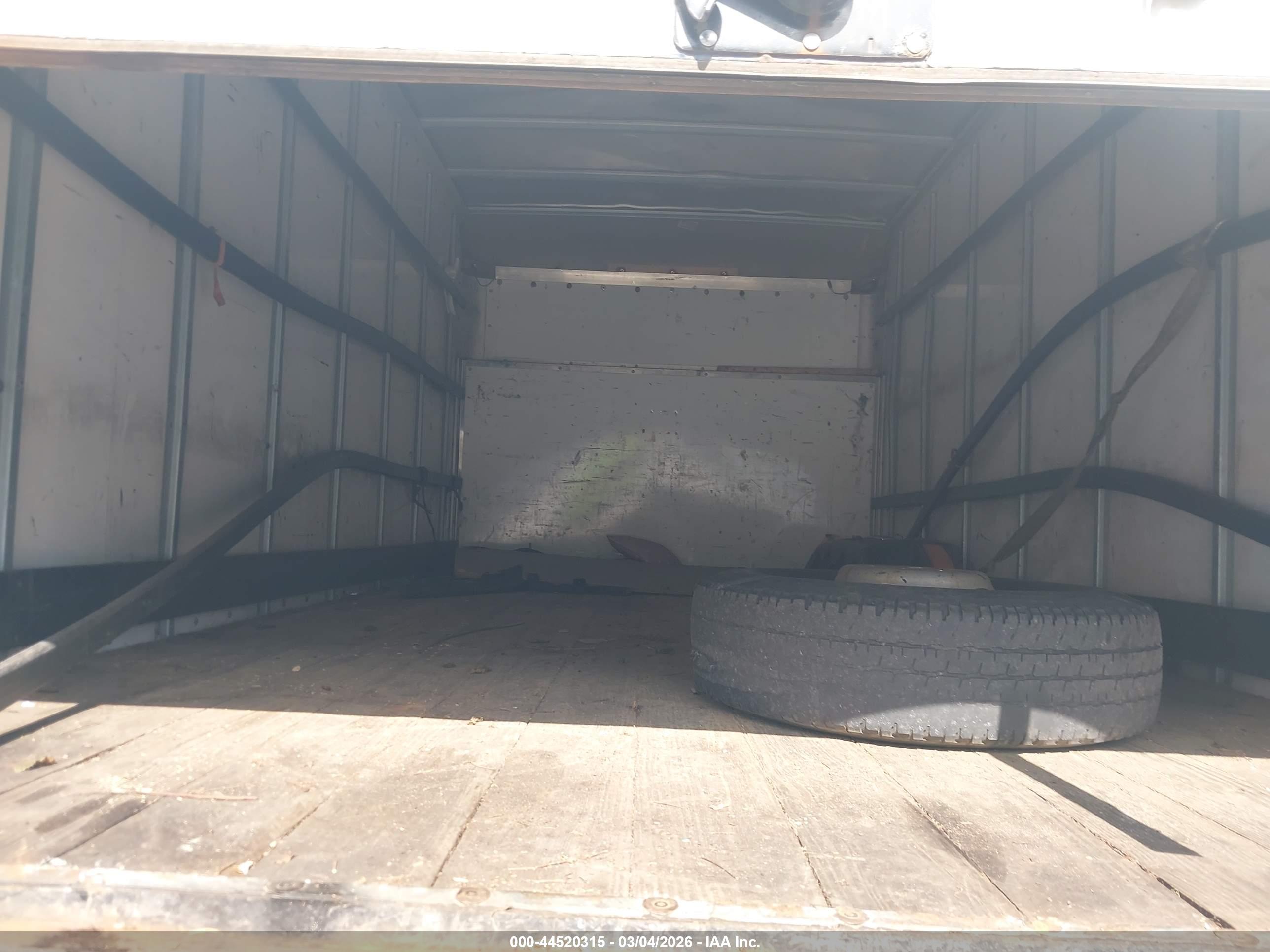FORD E-350 image 7