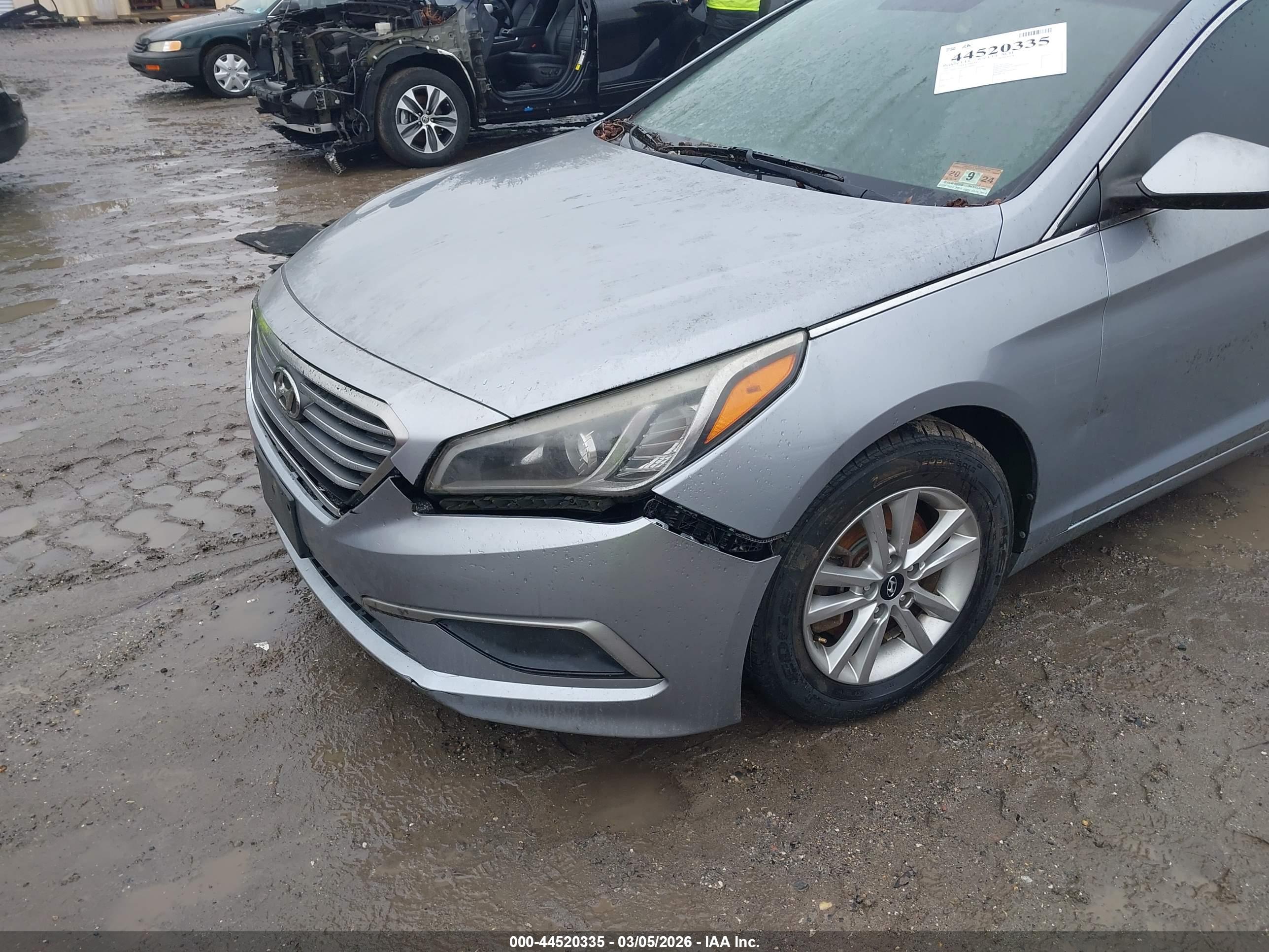 HYUNDAI SONATA image 6