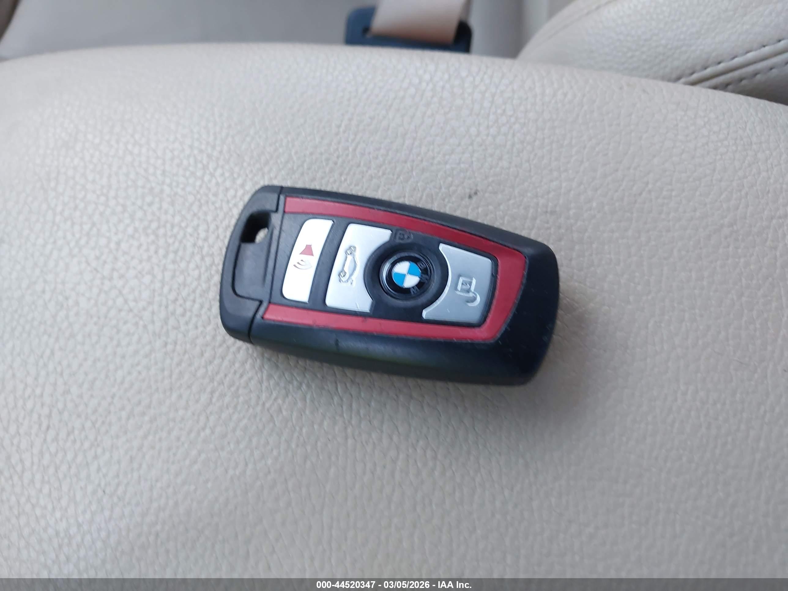 BMW 330I image 11