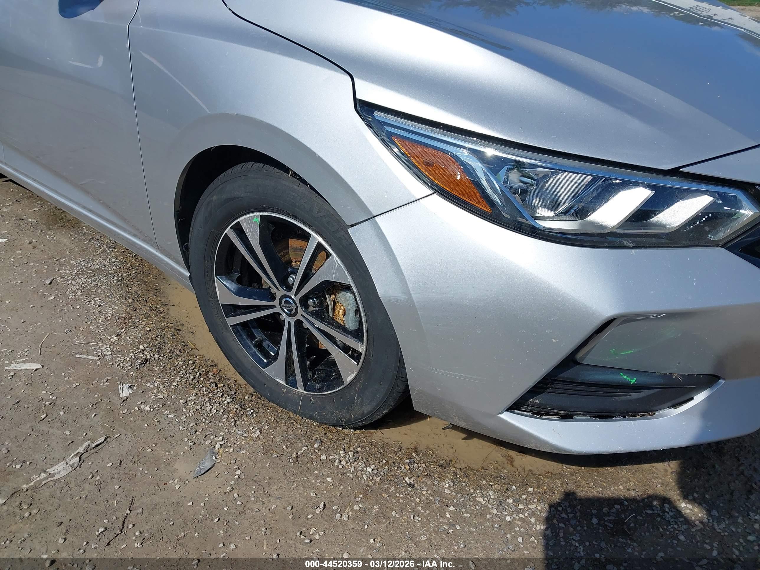 NISSAN SENTRA image 6