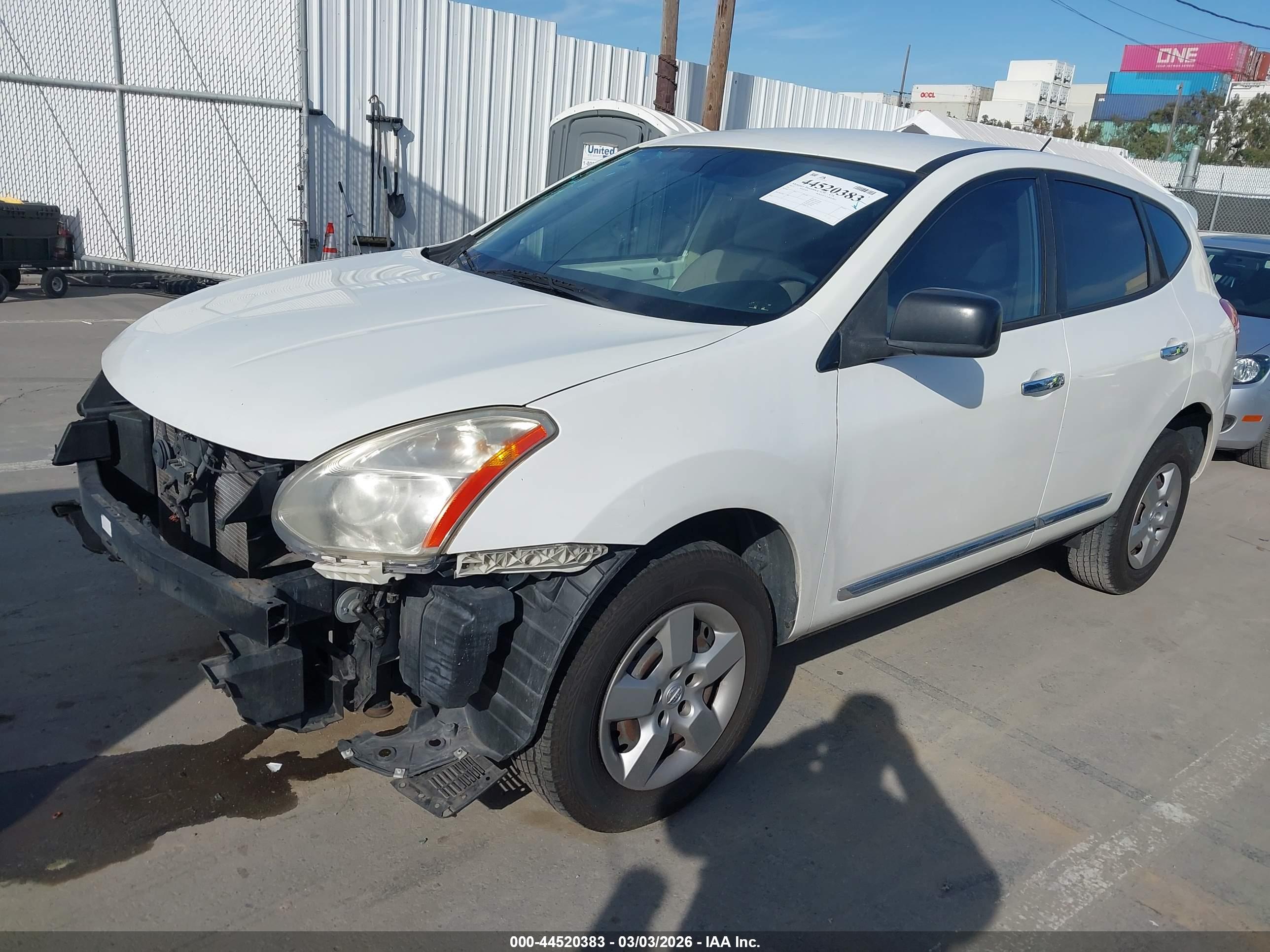 NISSAN ROGUE image 2
