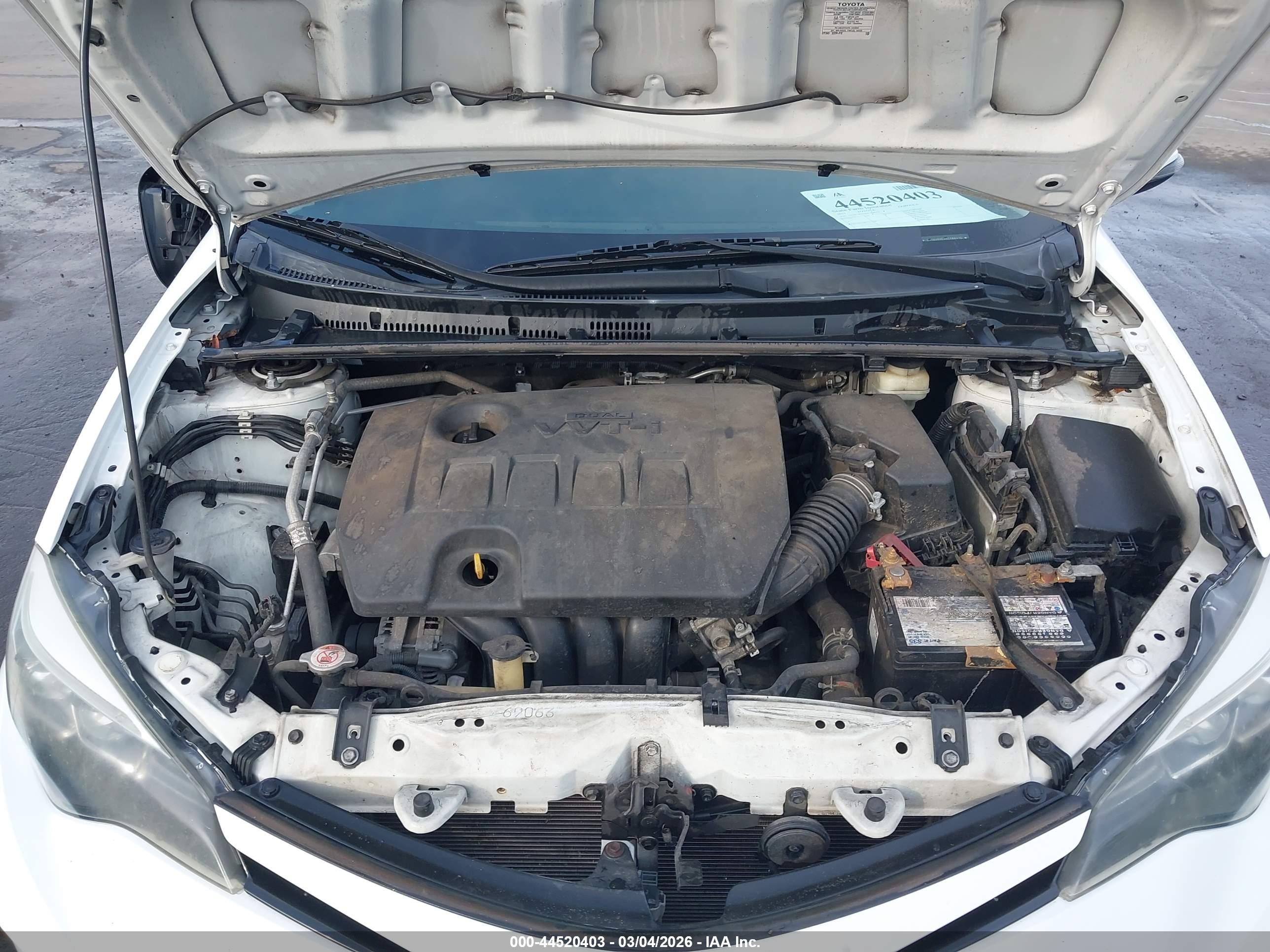 TOYOTA COROLLA image 10