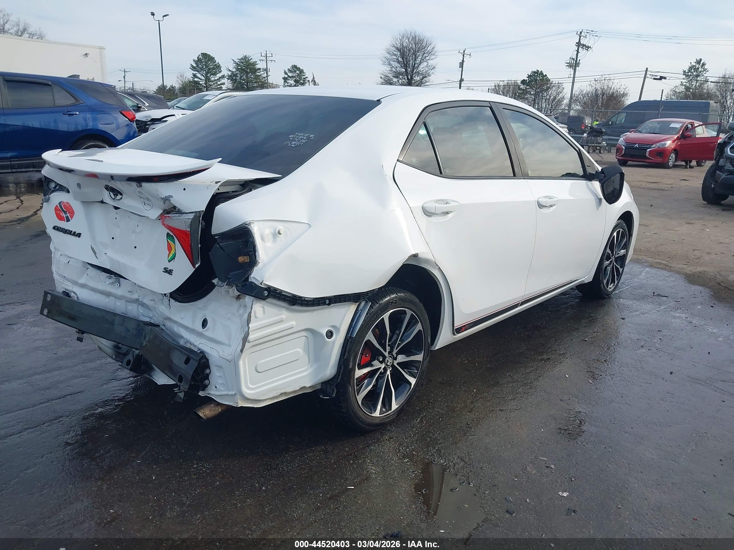 TOYOTA COROLLA image 4