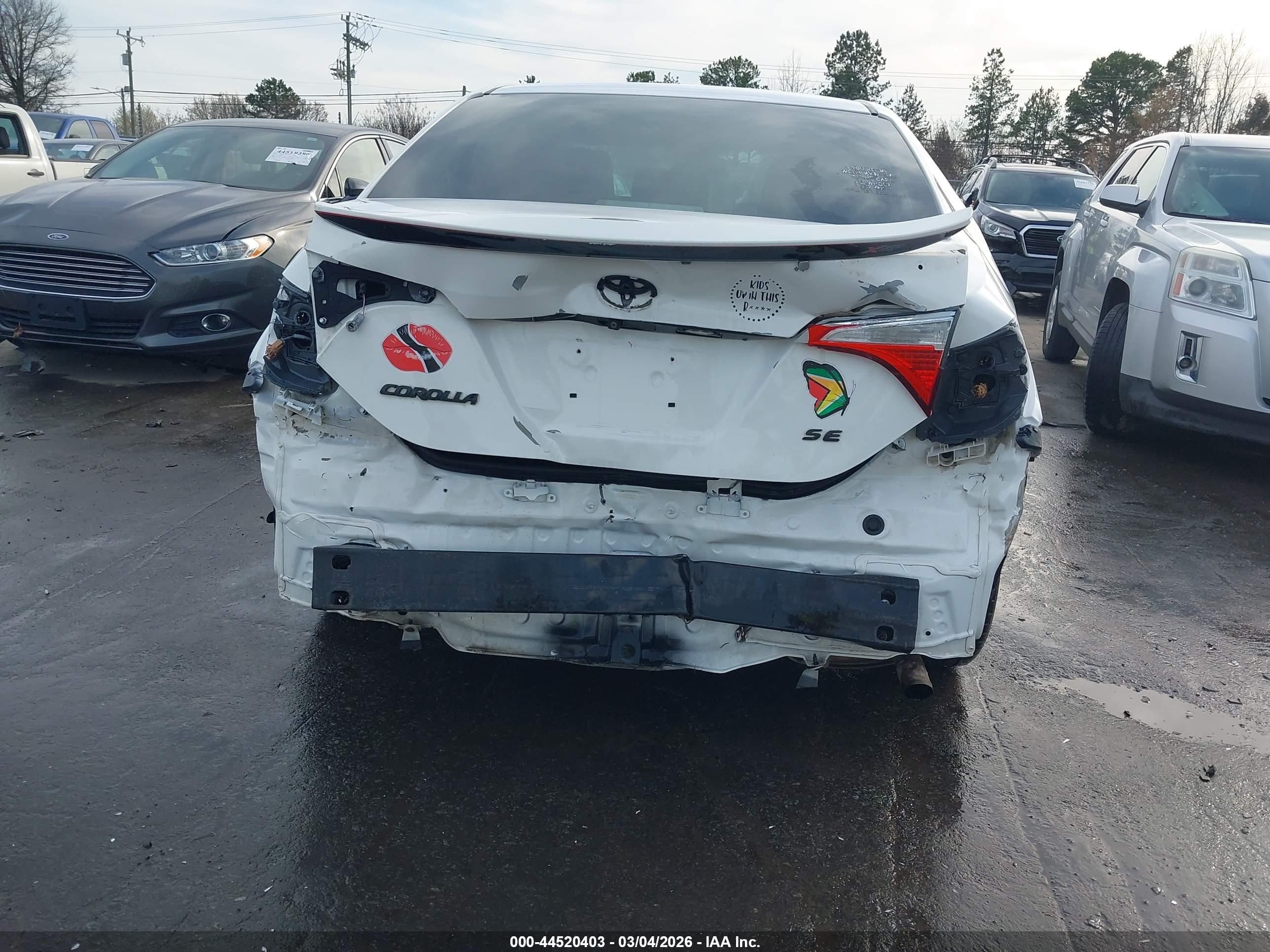 TOYOTA COROLLA image 6