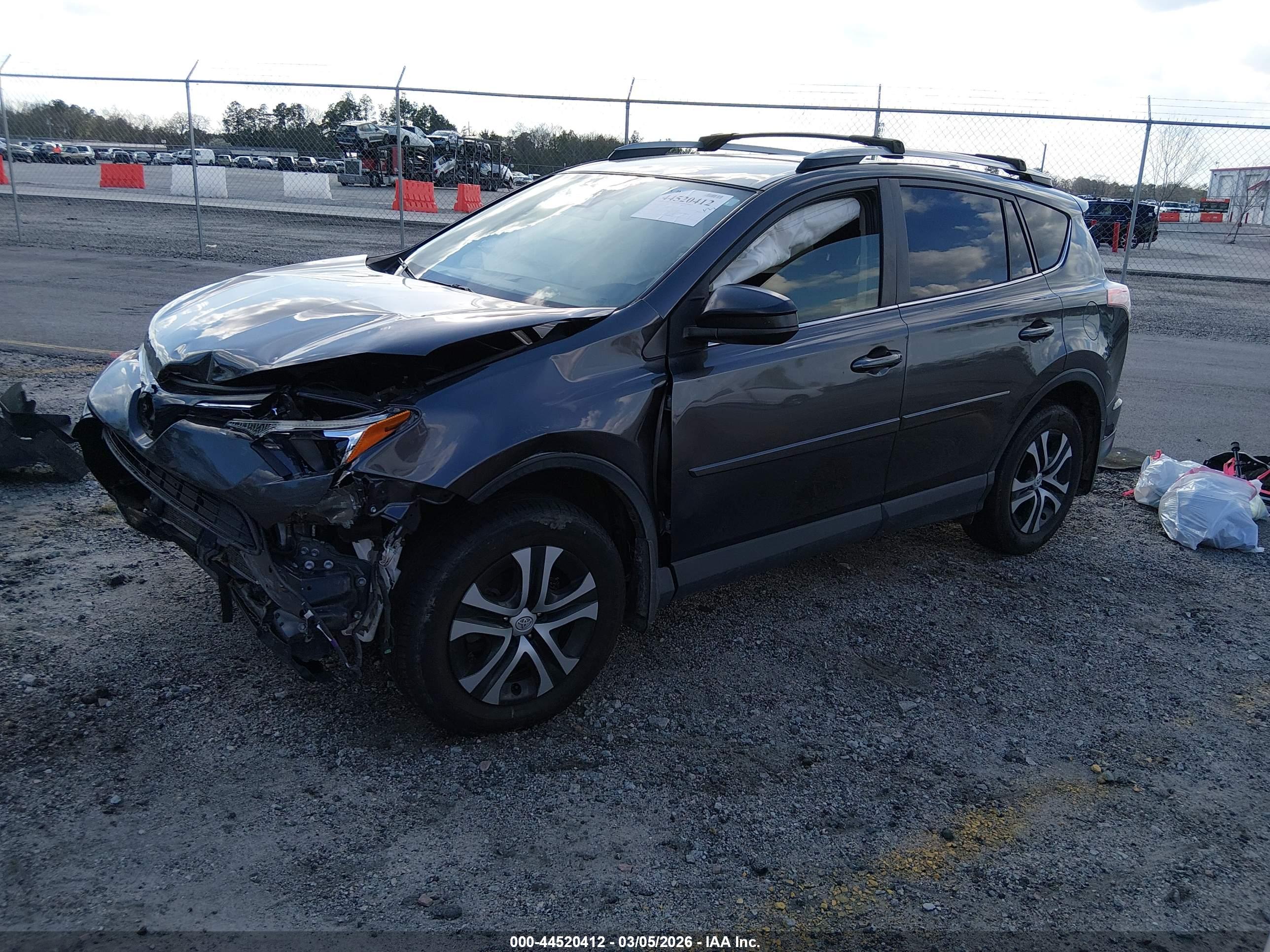 TOYOTA RAV4 image 2