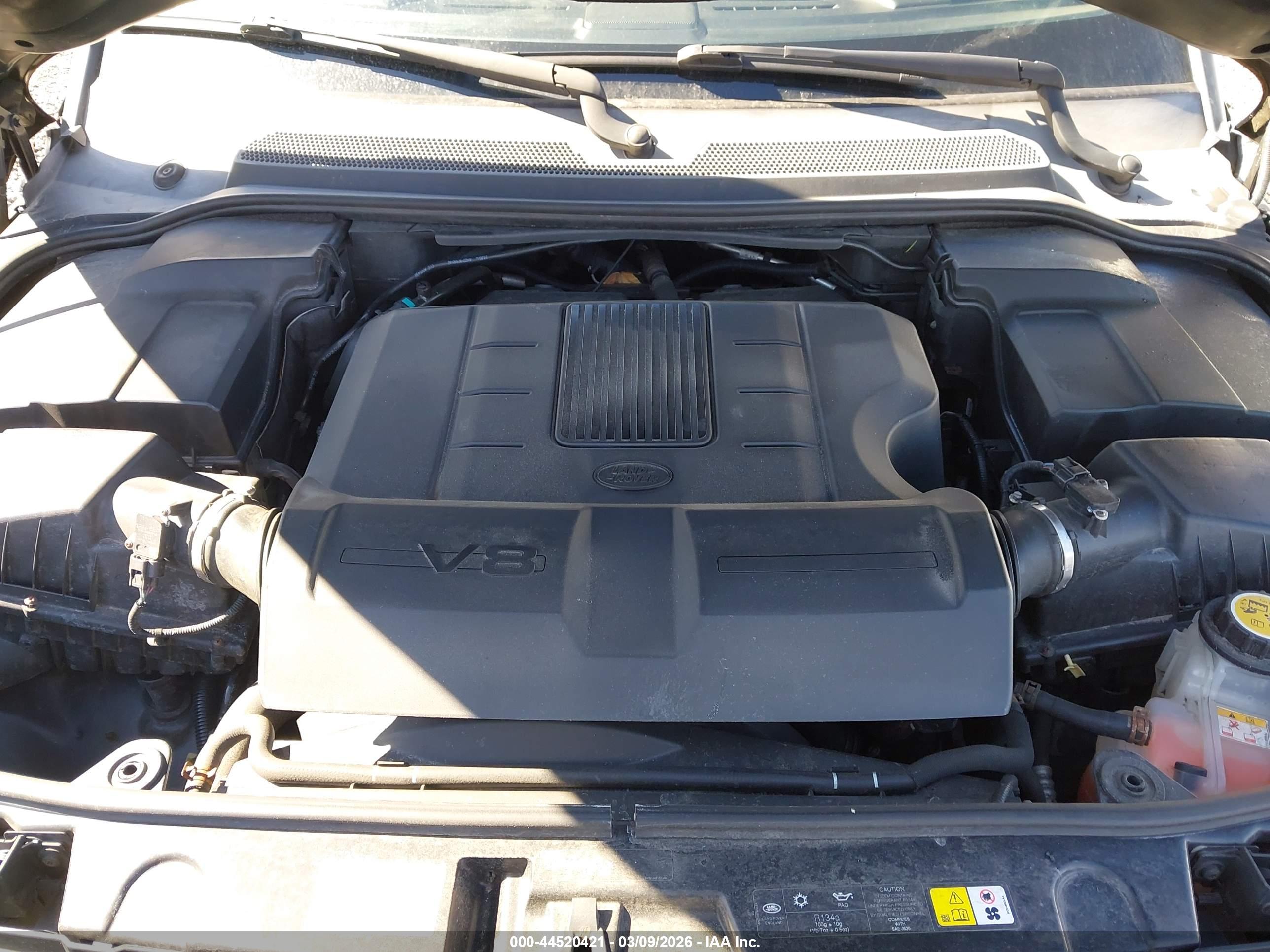 LAND ROVER image 10