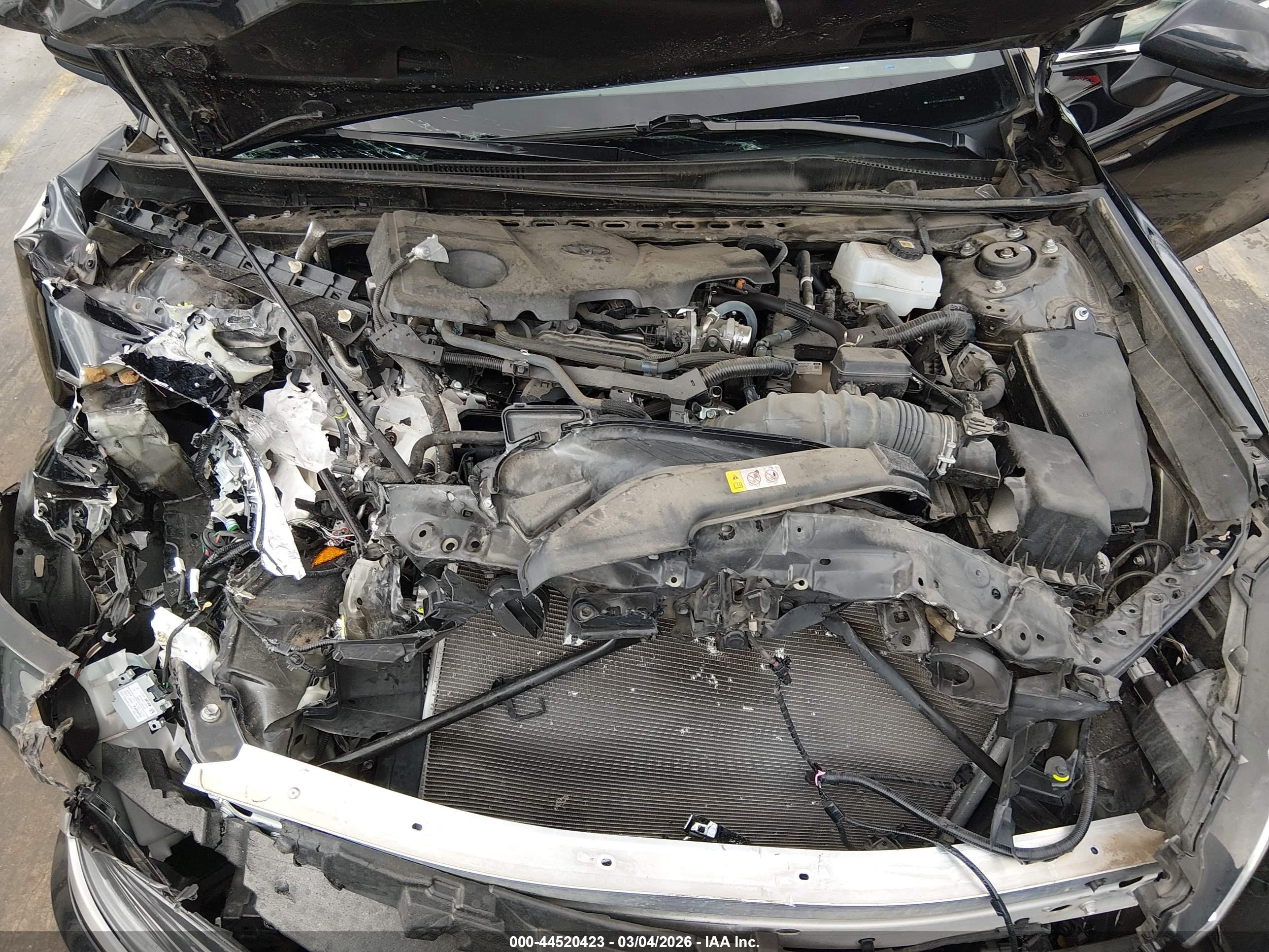 TOYOTA CAMRY image 10
