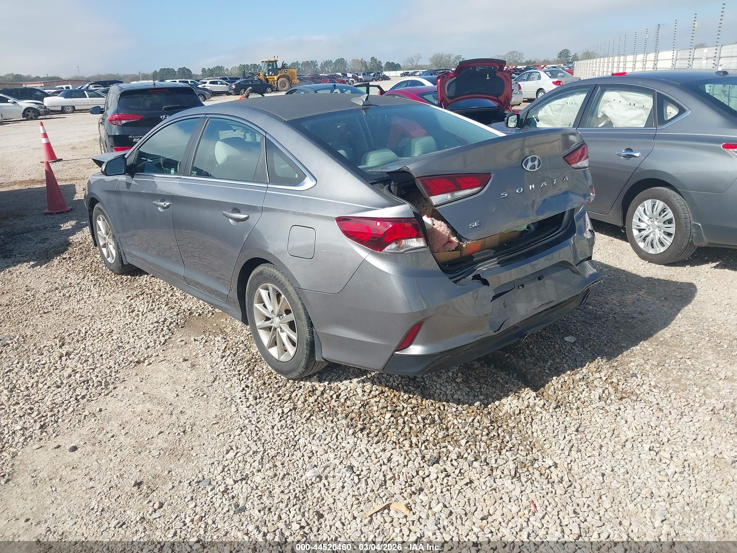 HYUNDAI SONATA image 3
