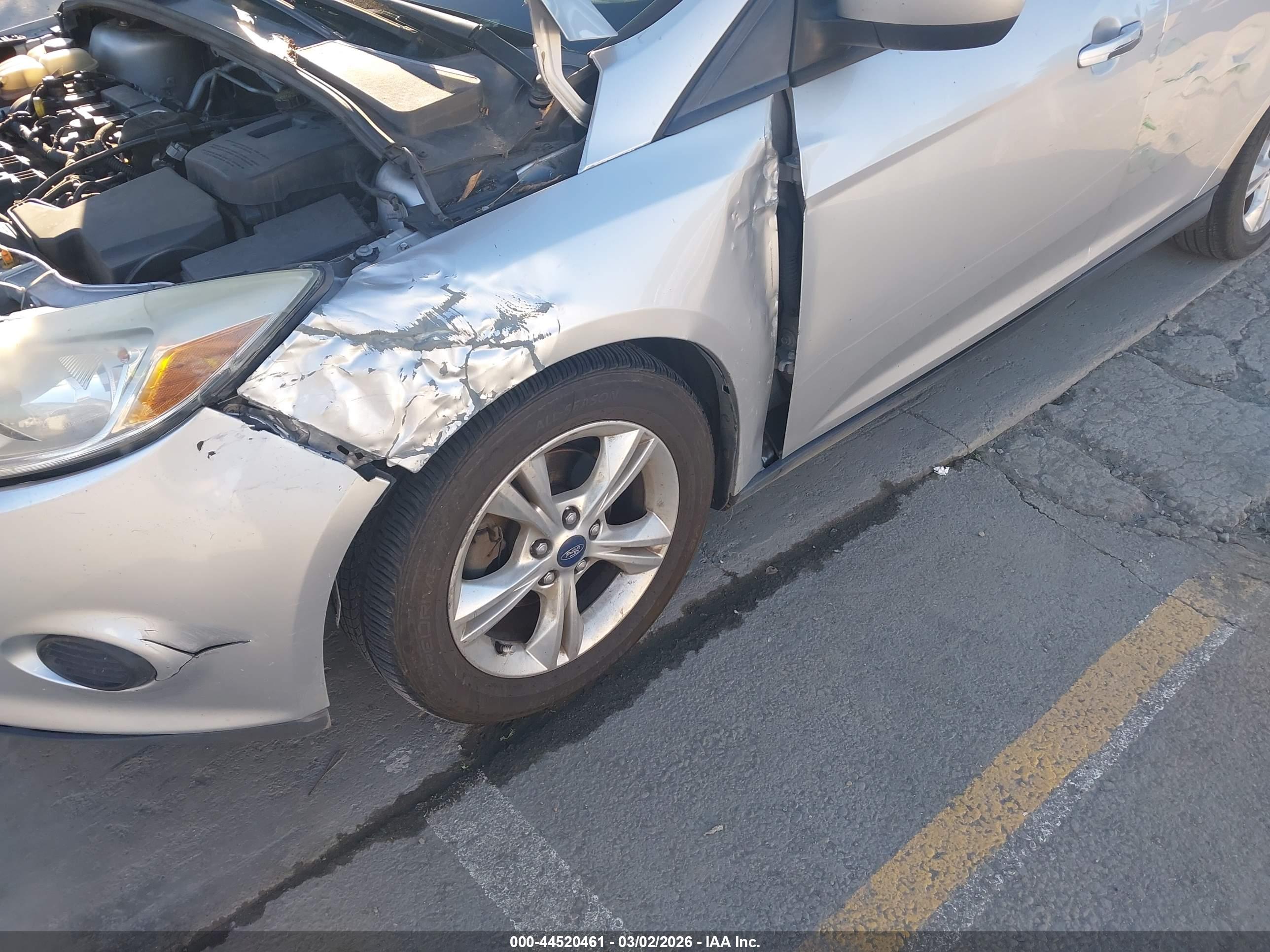 FORD FOCUS image 6