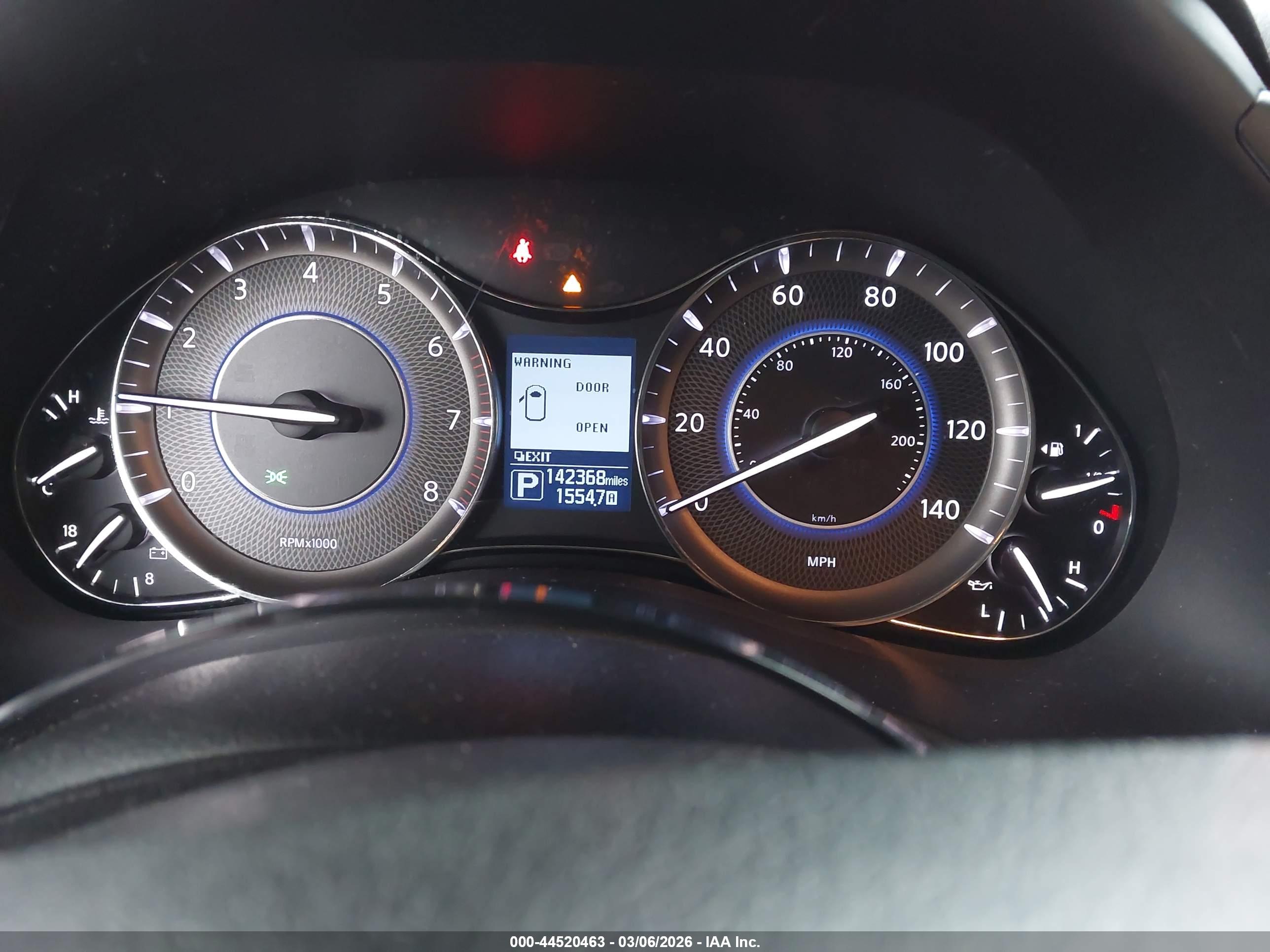 INFINITI QX80 image 7