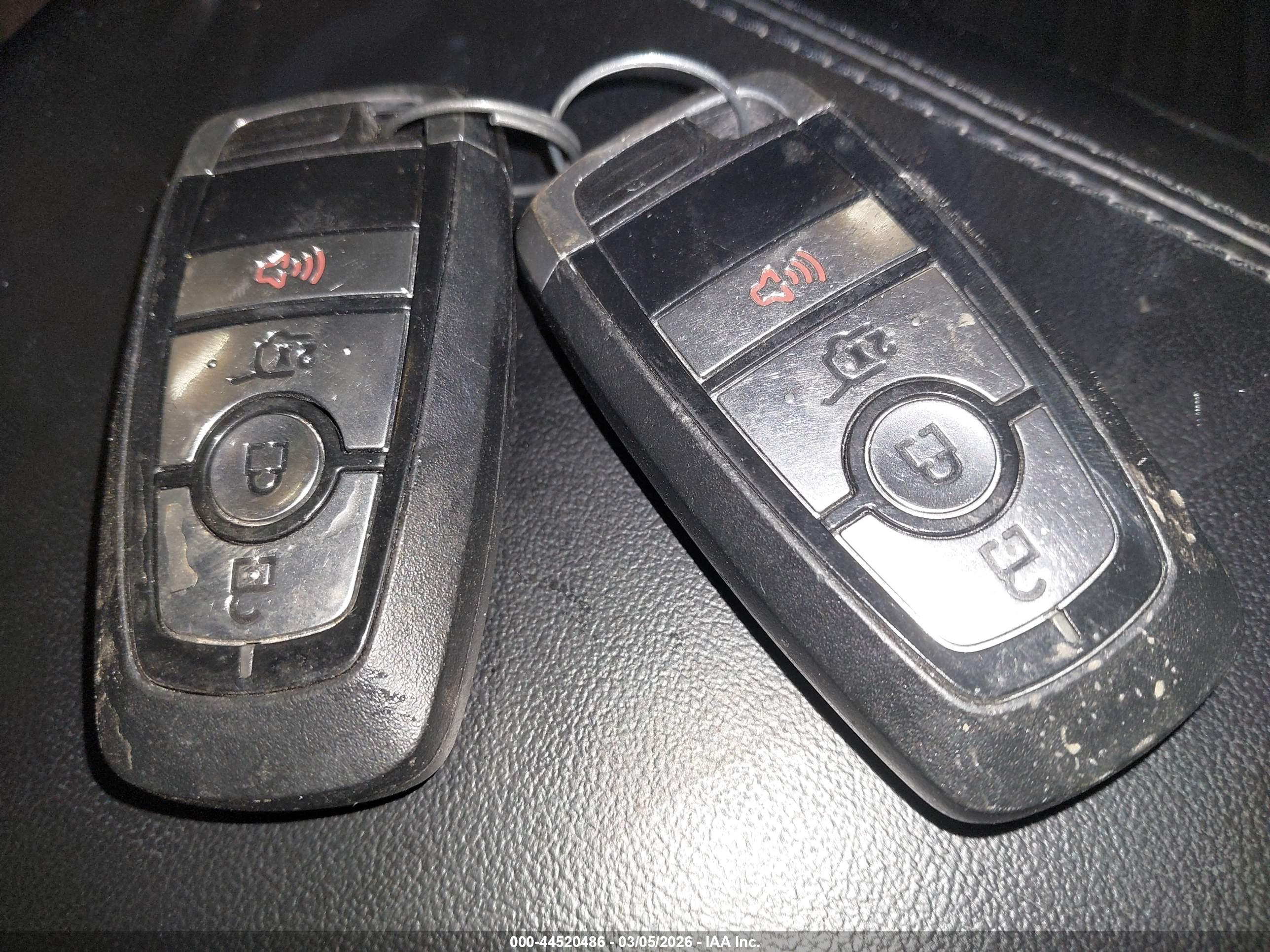 FORD EXPLORER image 11