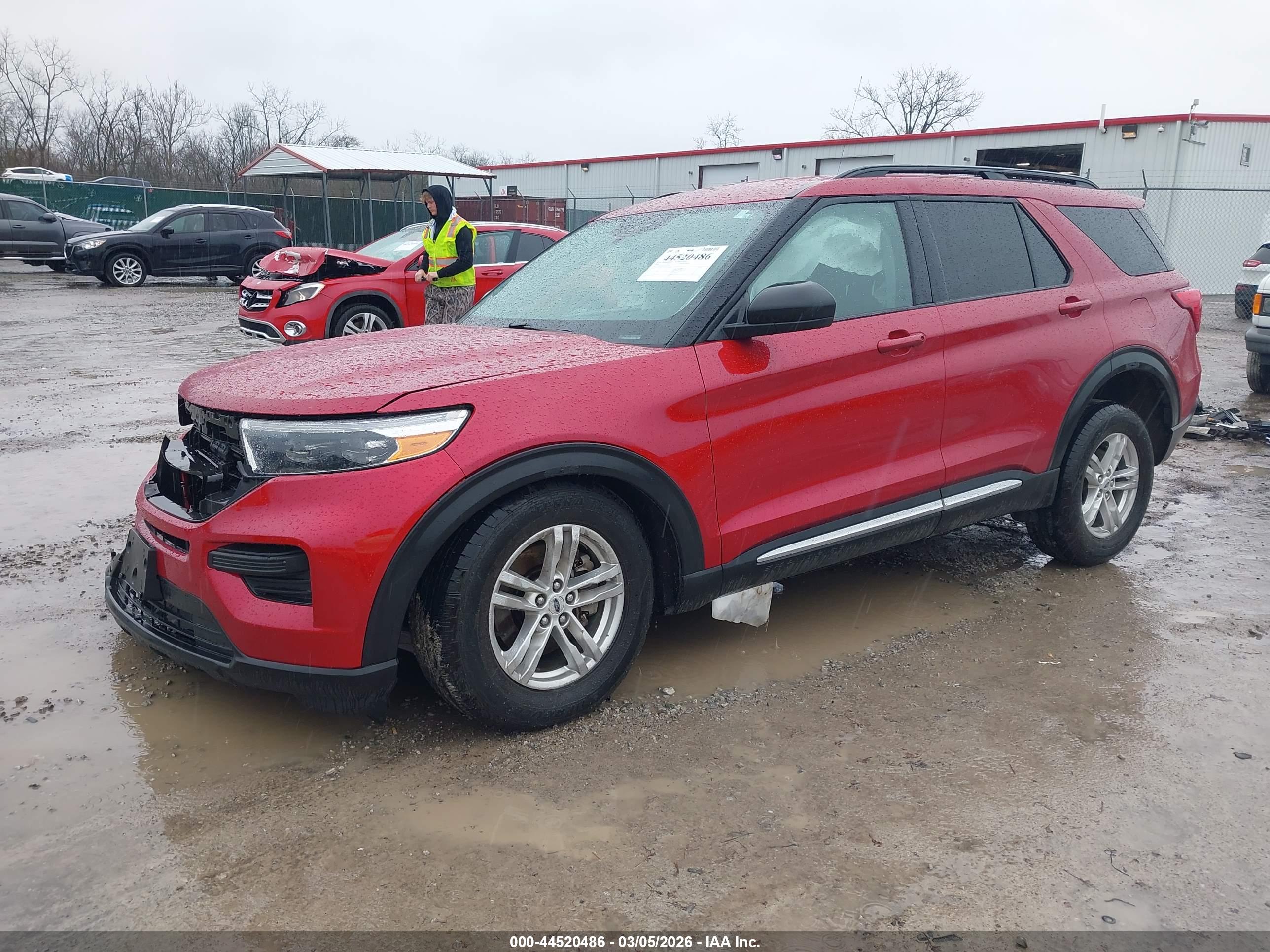 FORD EXPLORER image 2