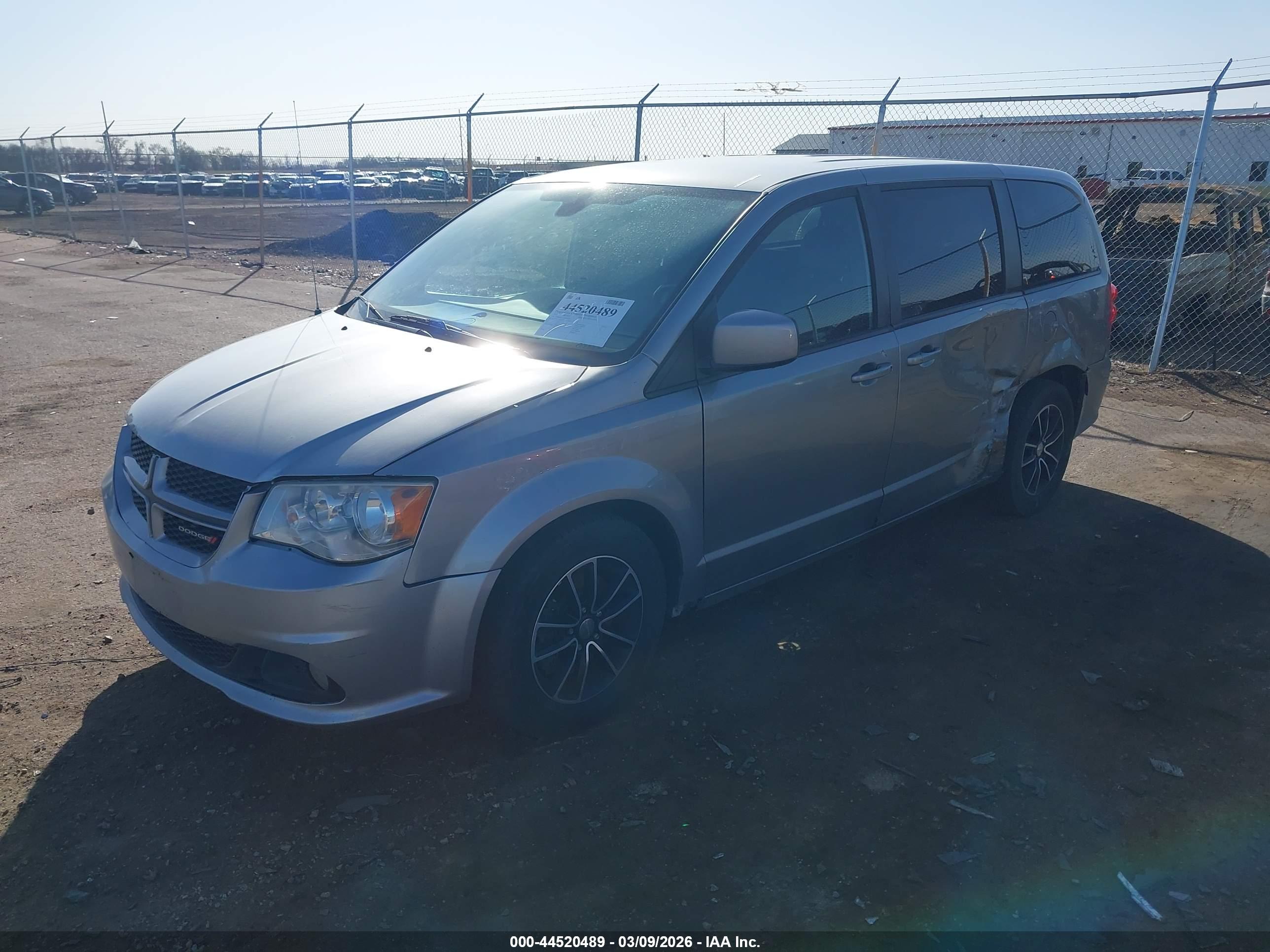 DODGE GRAND image 2