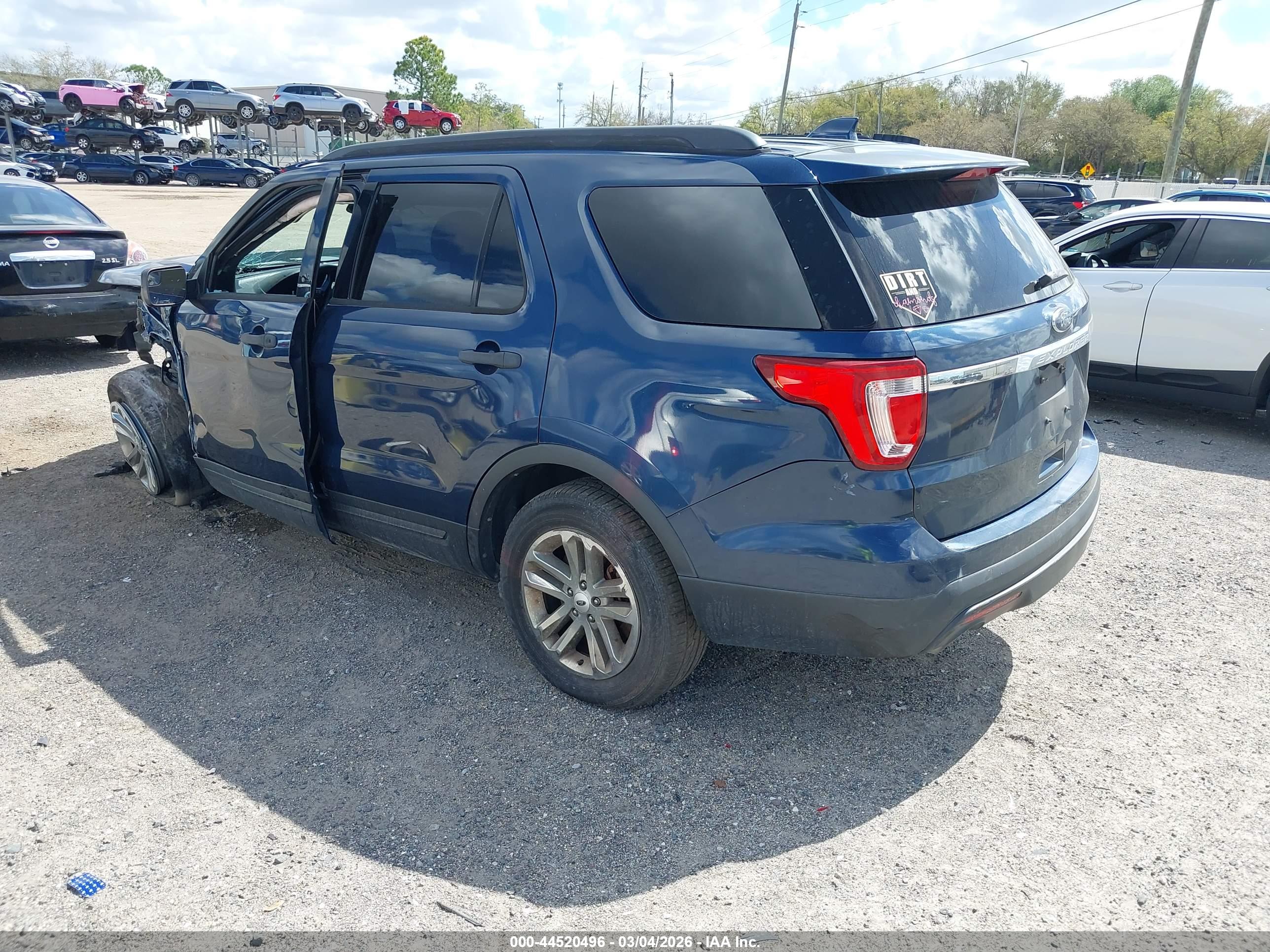 FORD EXPLORER image 3