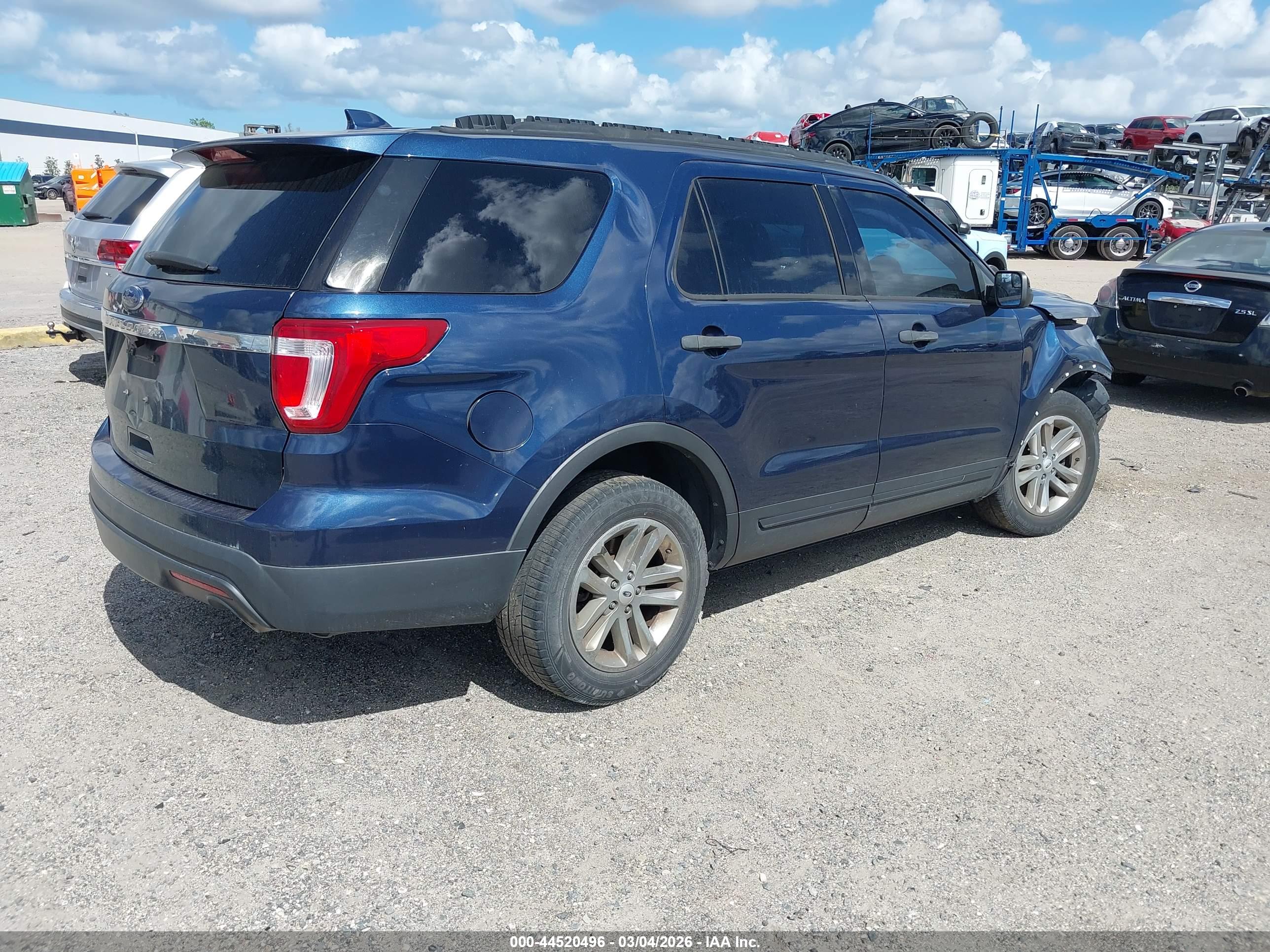 FORD EXPLORER image 4