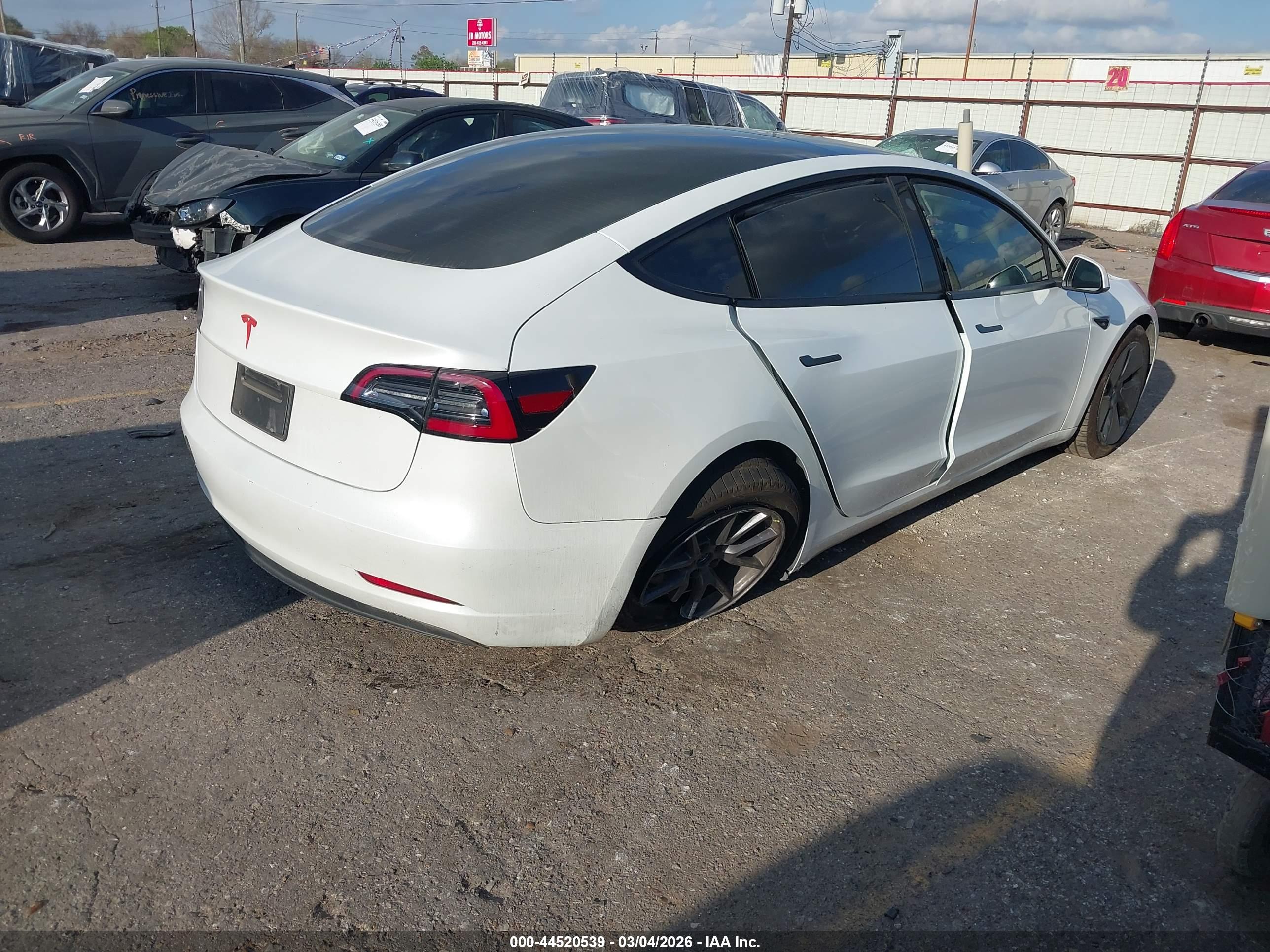 TESLA MODEL image 4