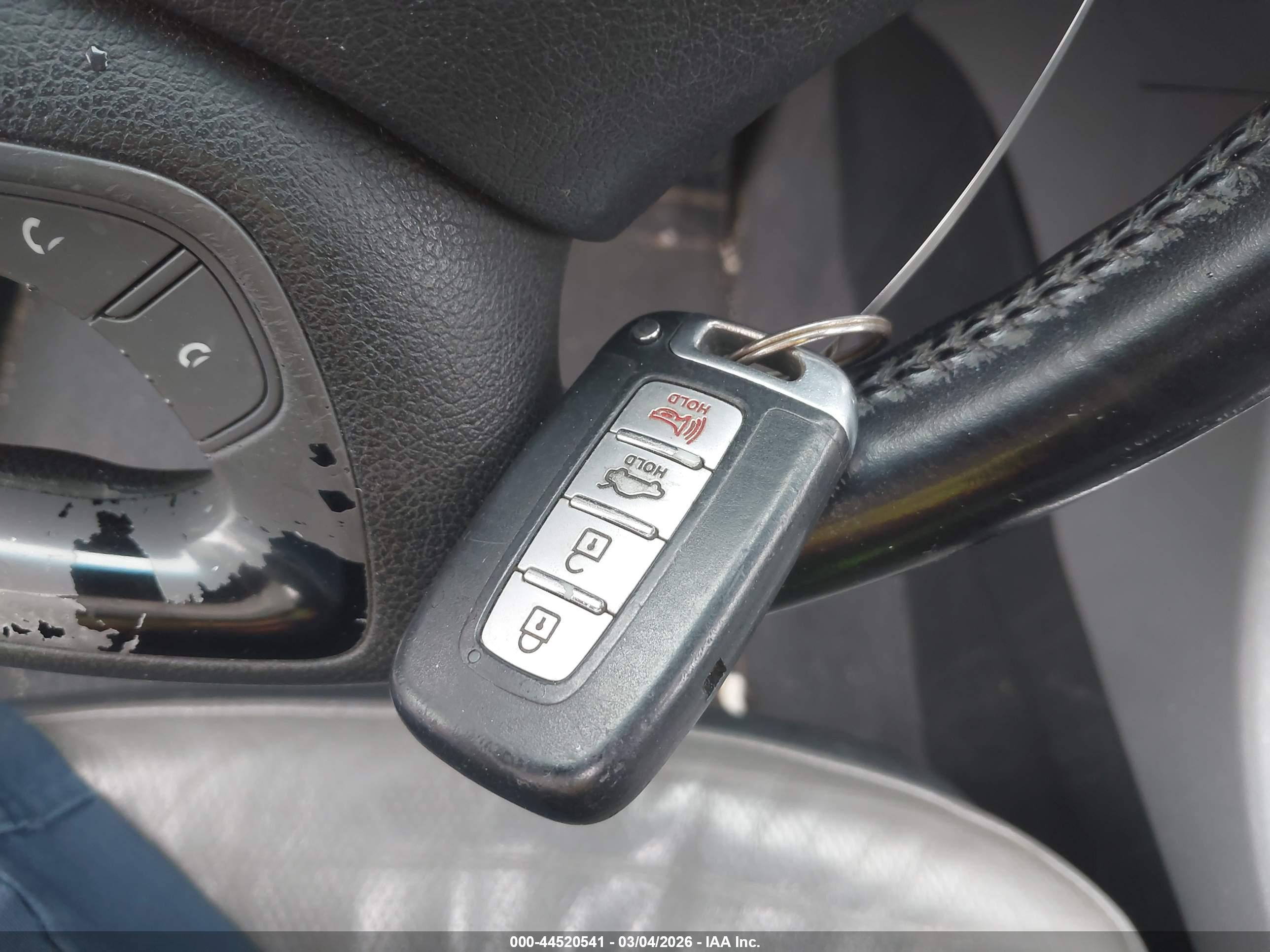 HYUNDAI SONATA image 11
