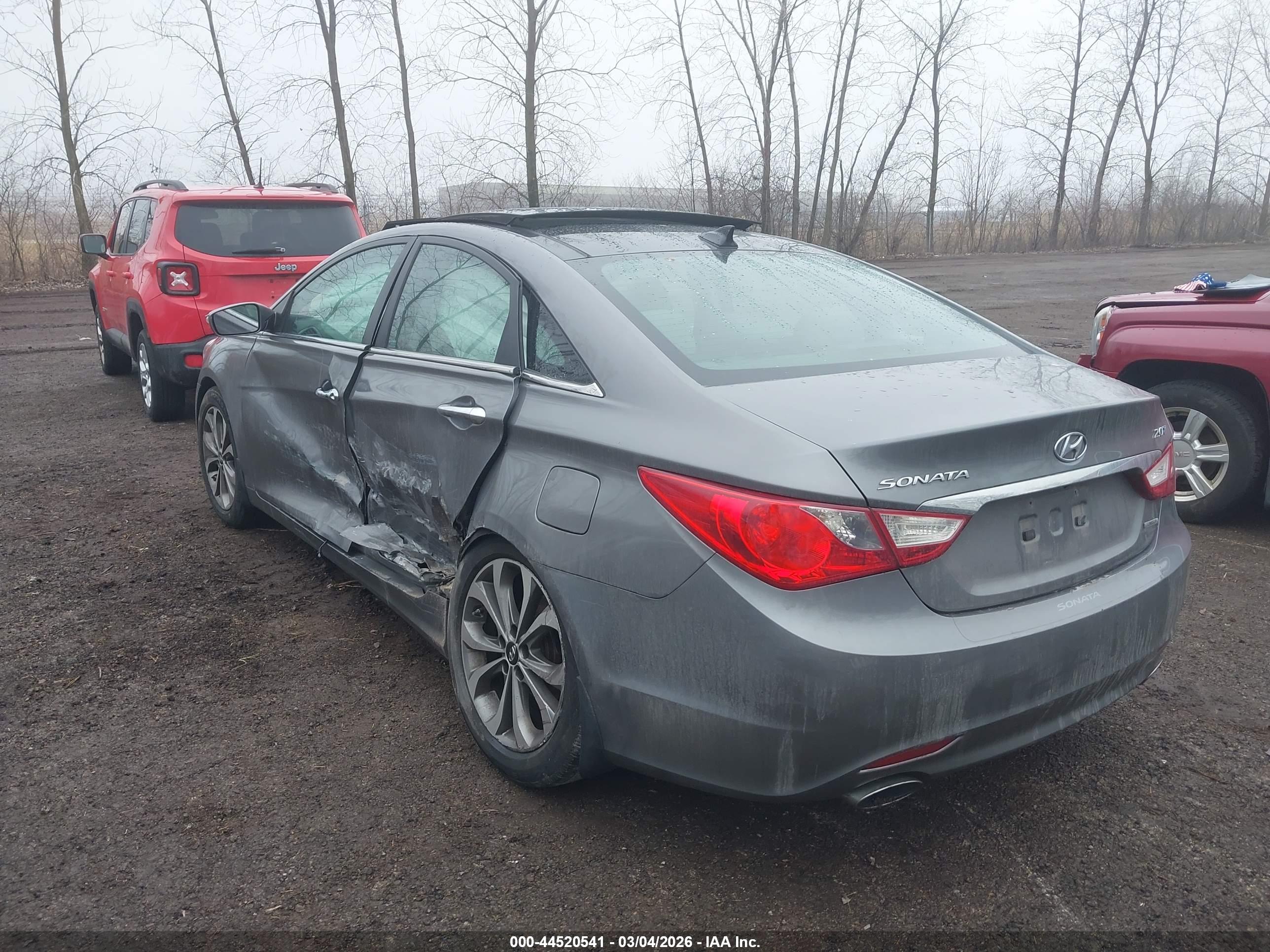 HYUNDAI SONATA image 3