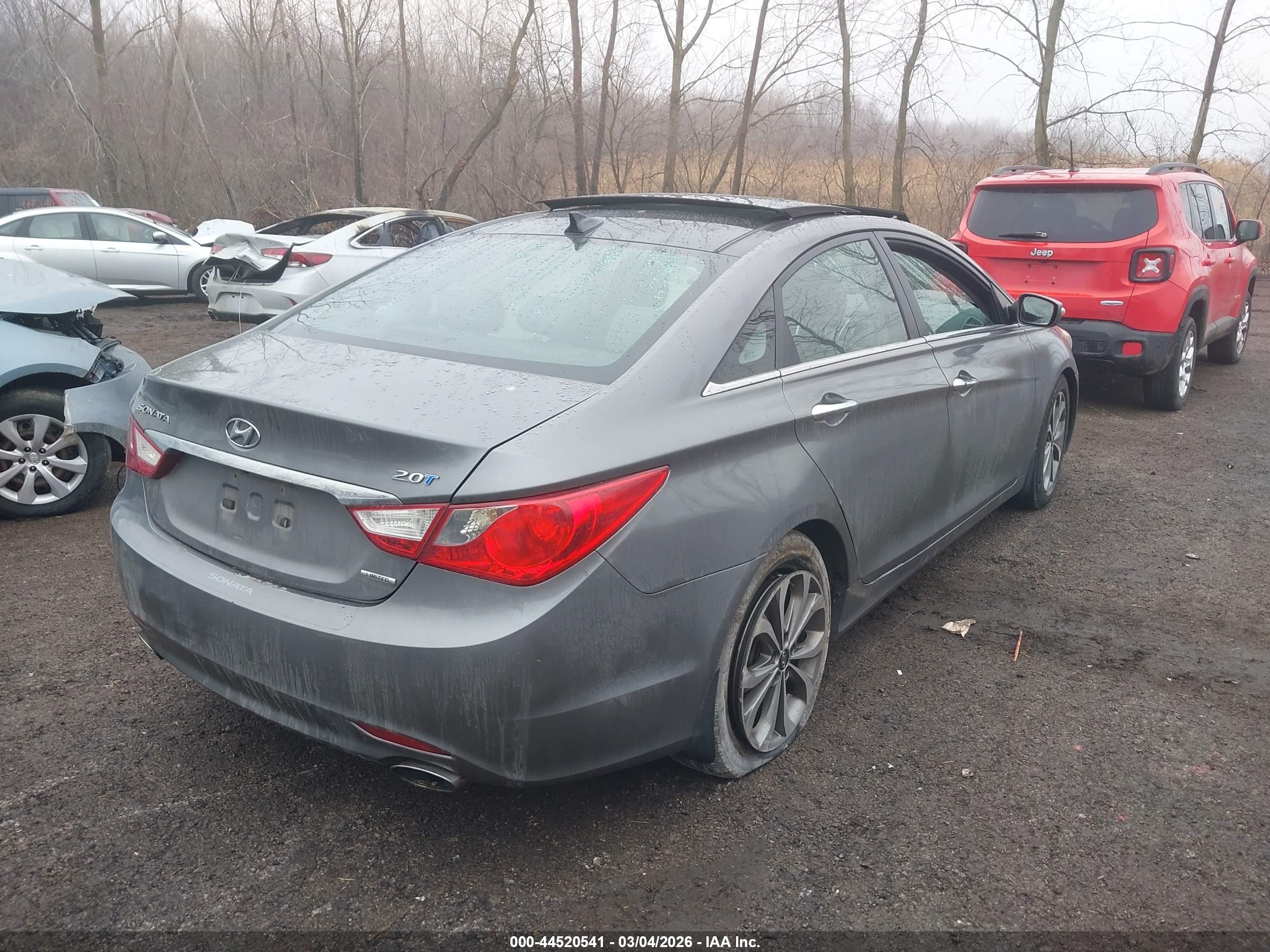 HYUNDAI SONATA image 4