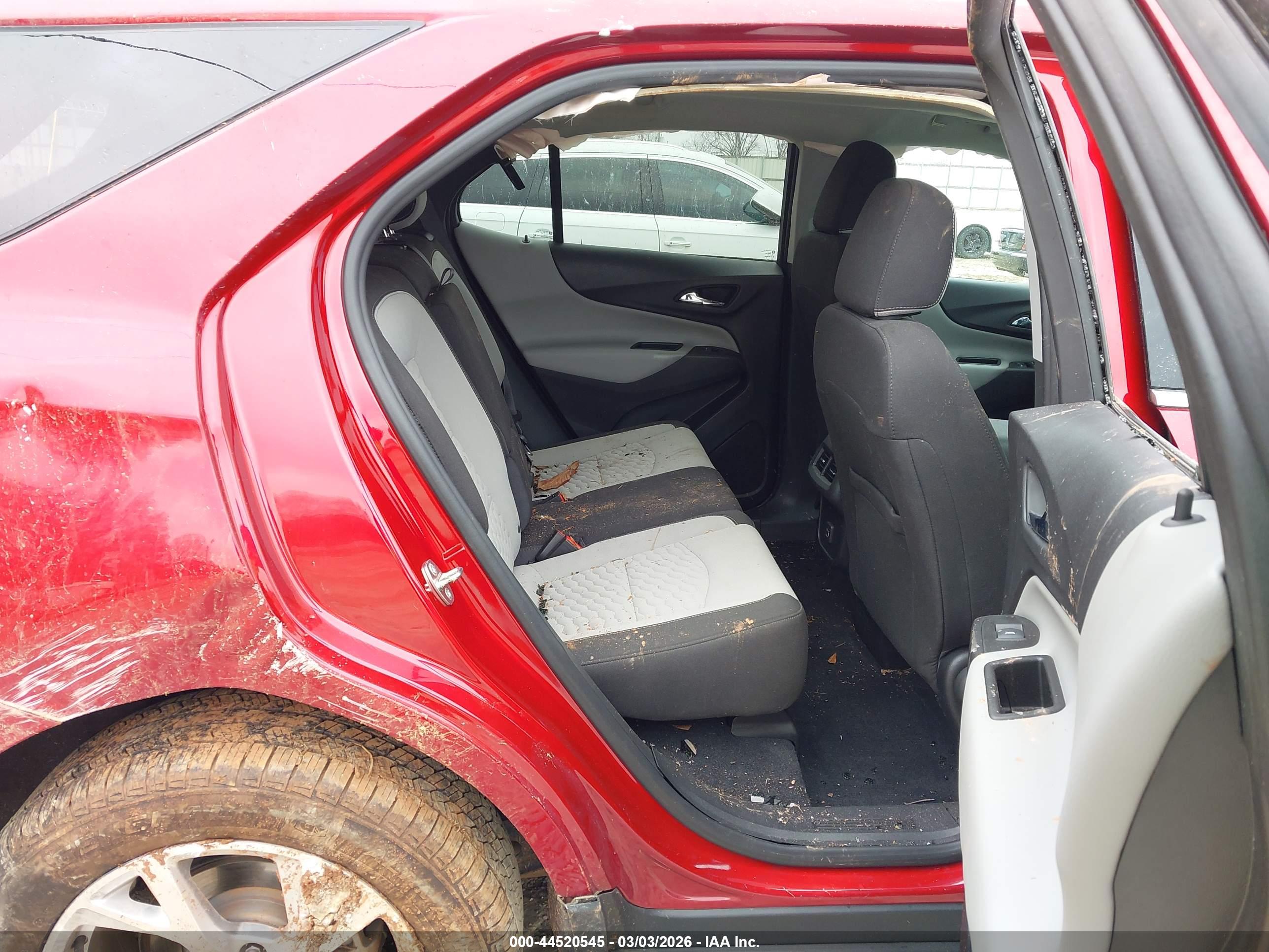 CHEVROLET EQUINOX image 8
