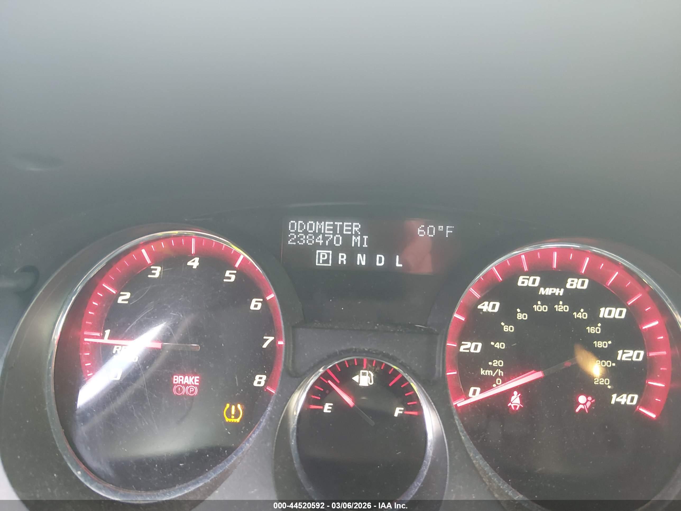 GMC ACADIA image 7