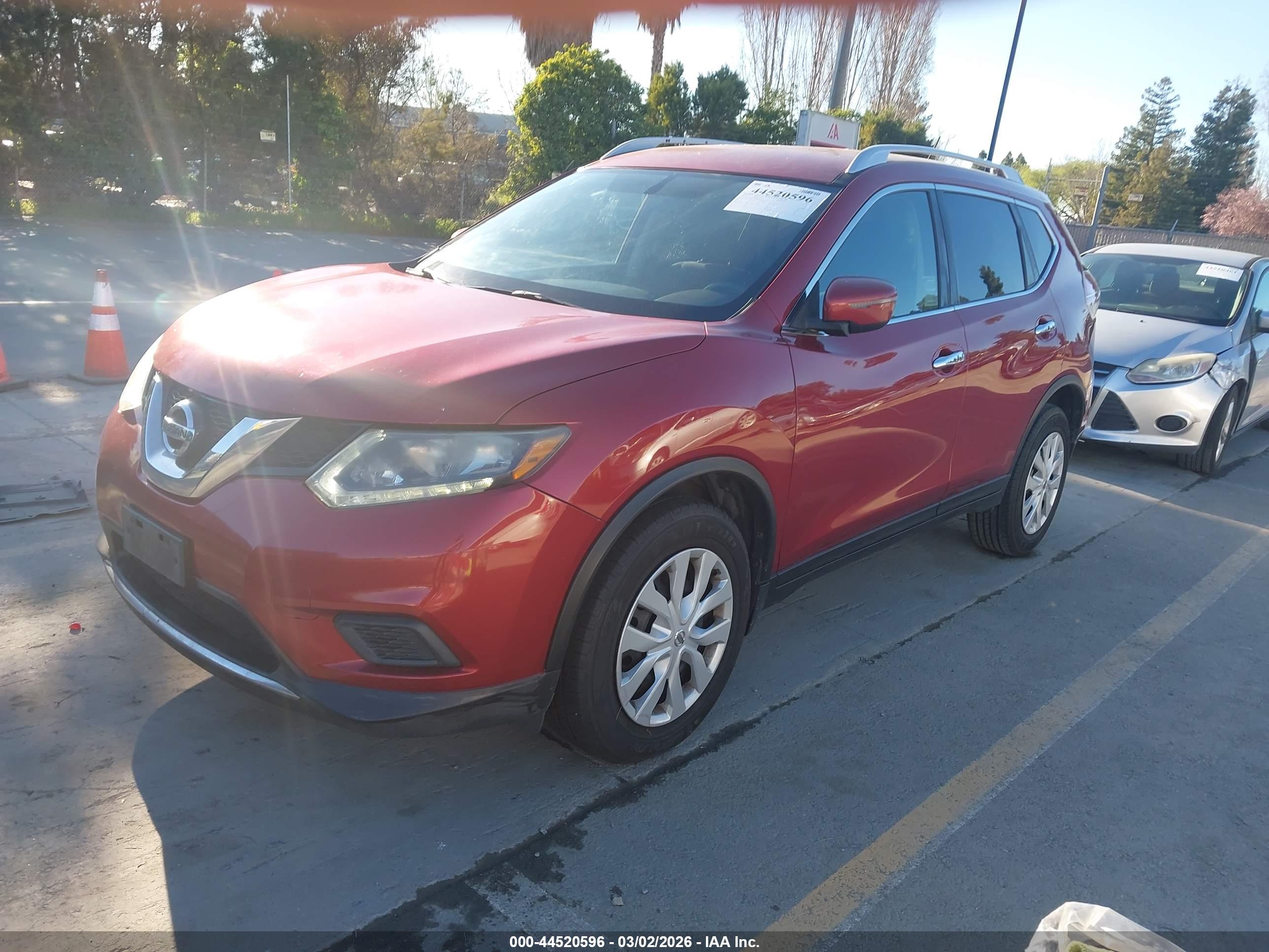 NISSAN ROGUE image 2
