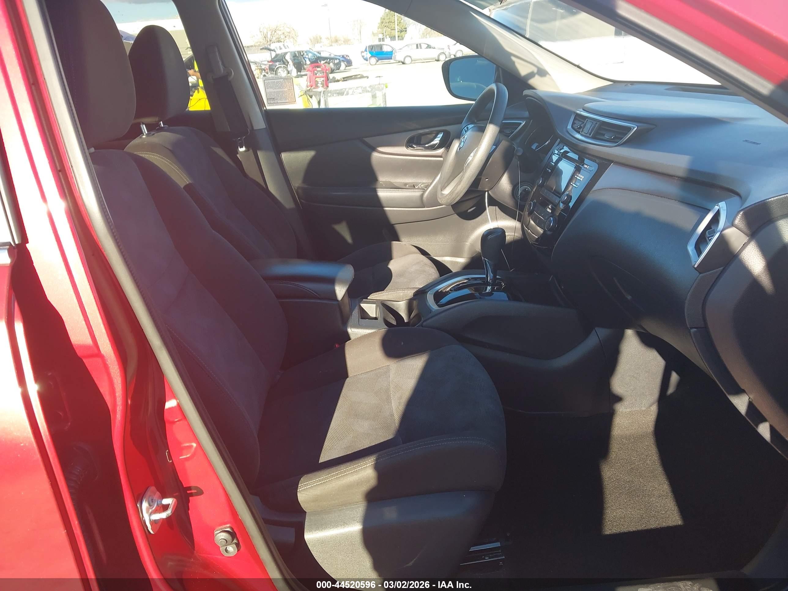 NISSAN ROGUE image 5