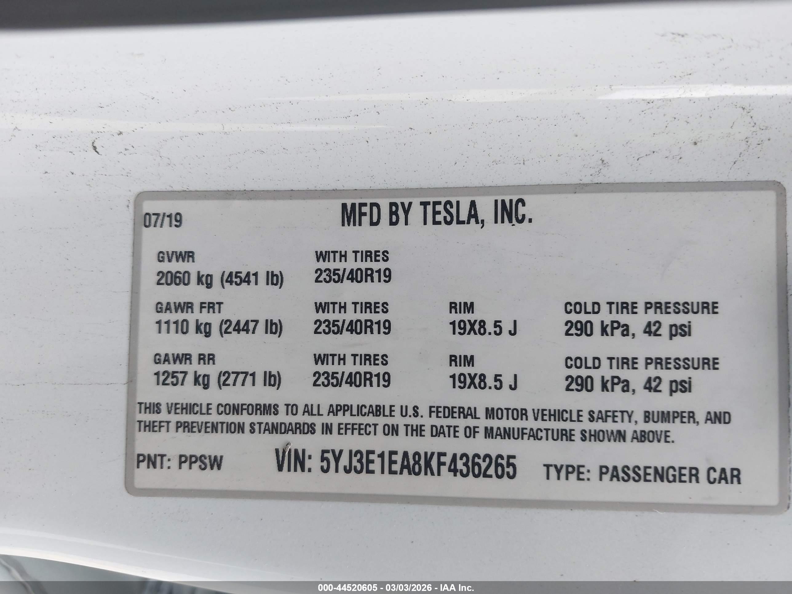 TESLA MODEL image 9
