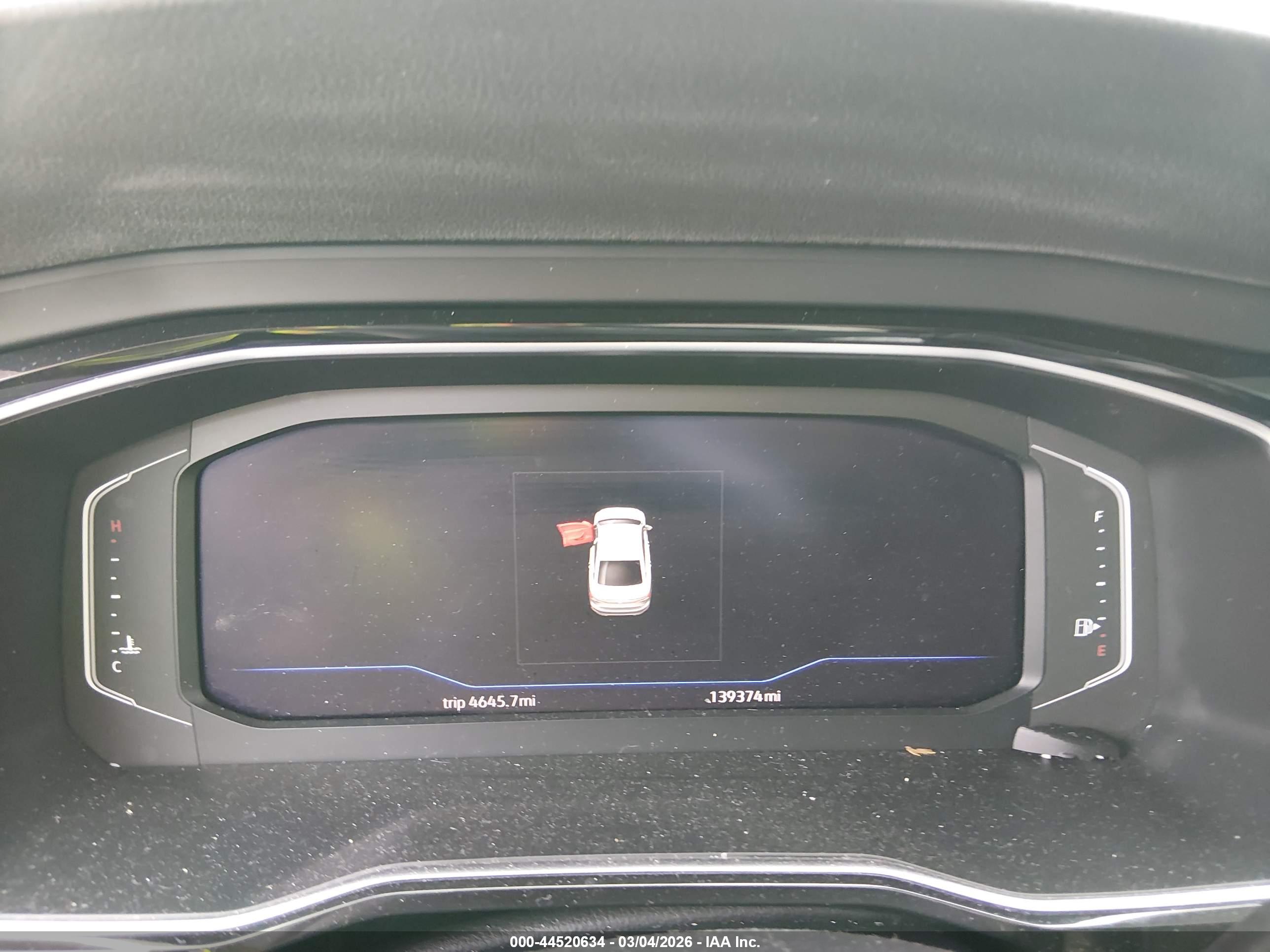 VOLKSWAGEN JETTA image 7
