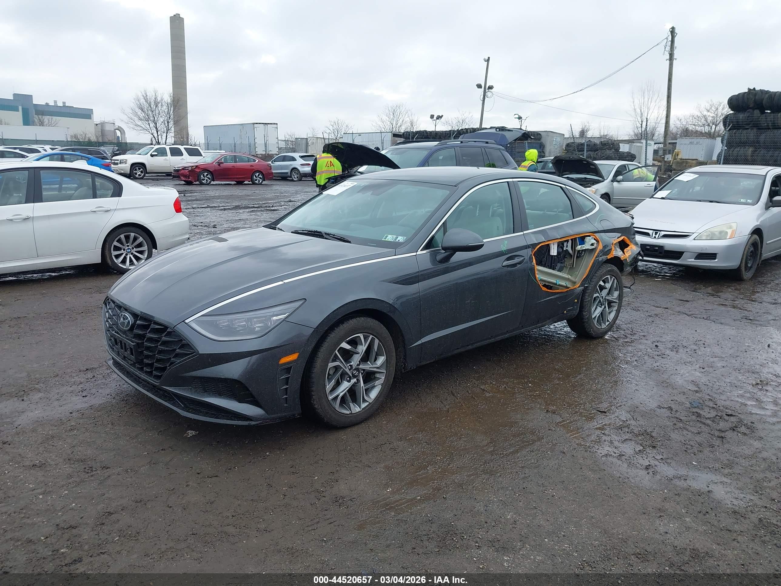 HYUNDAI SONATA image 2