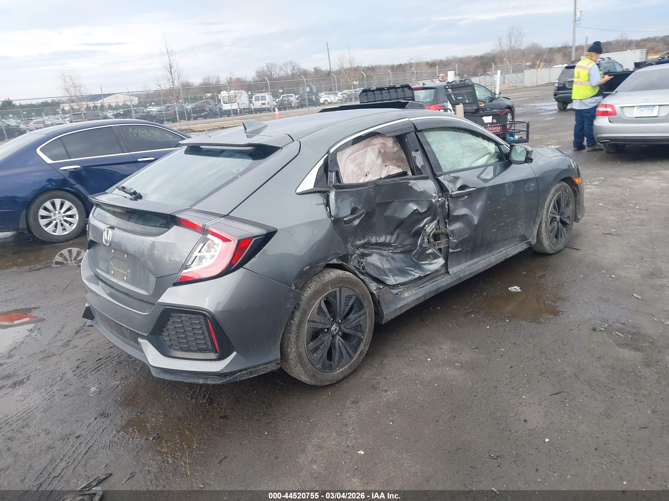 HONDA CIVIC image 4