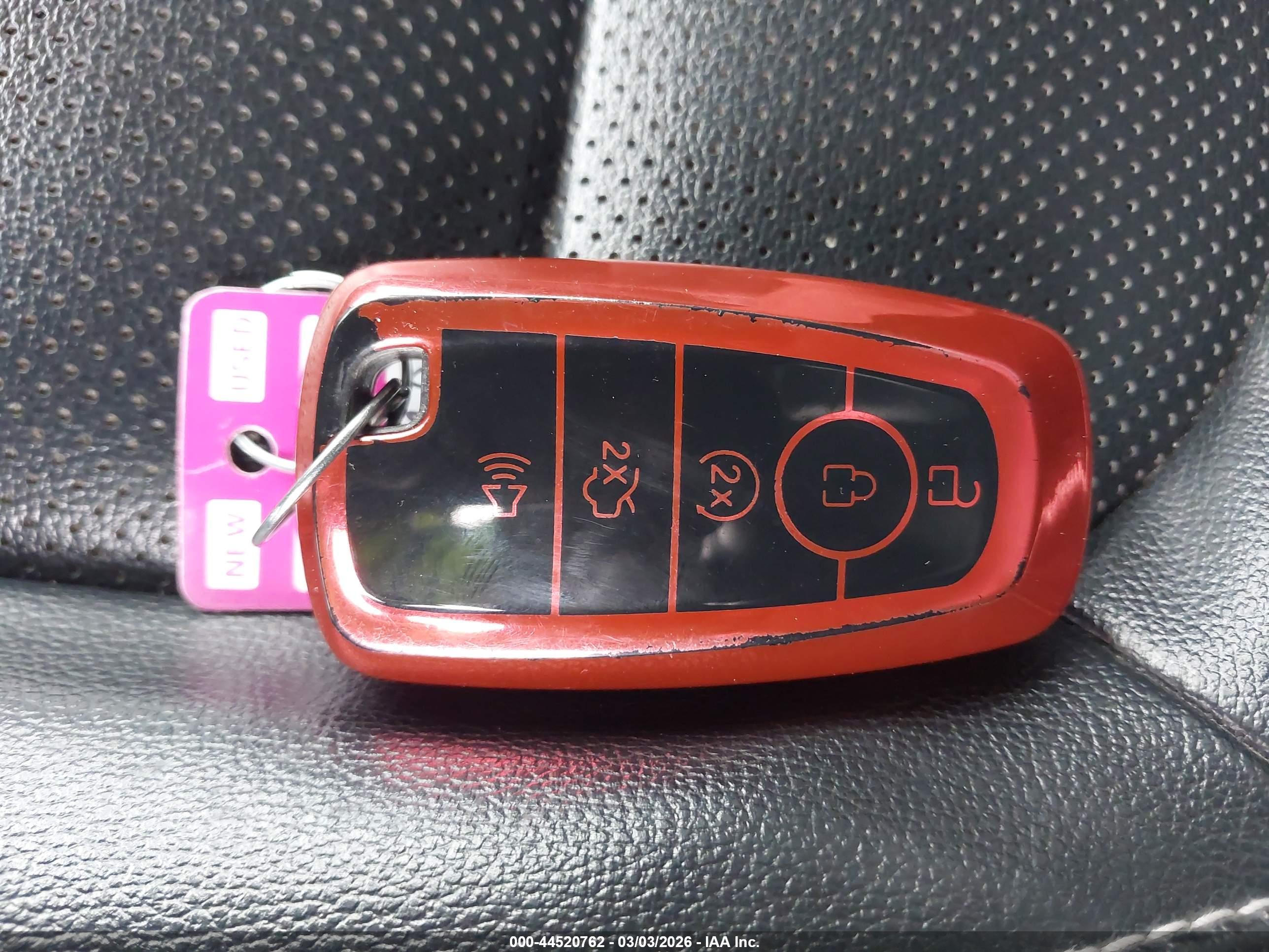 FORD ESCAPE image 11