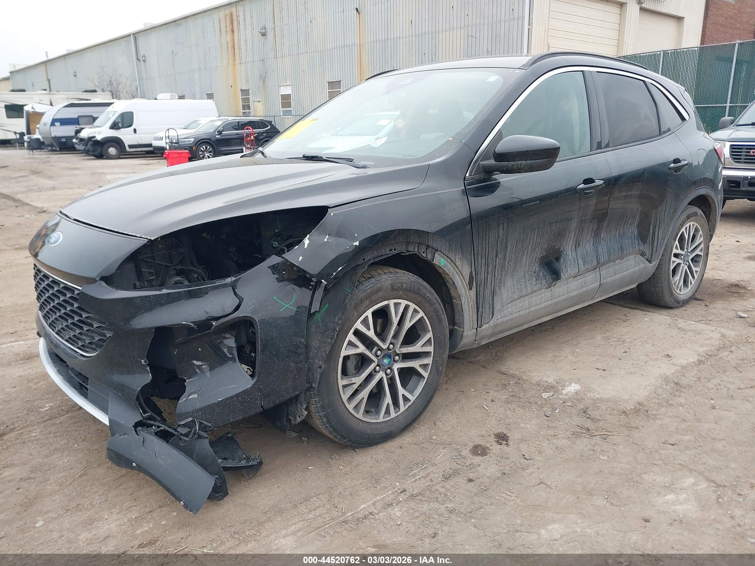 FORD ESCAPE image 2