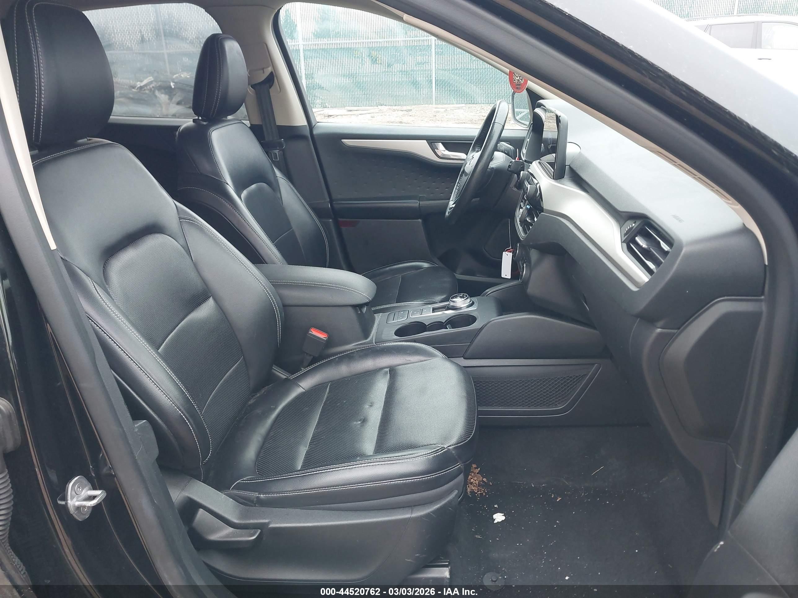 FORD ESCAPE image 5