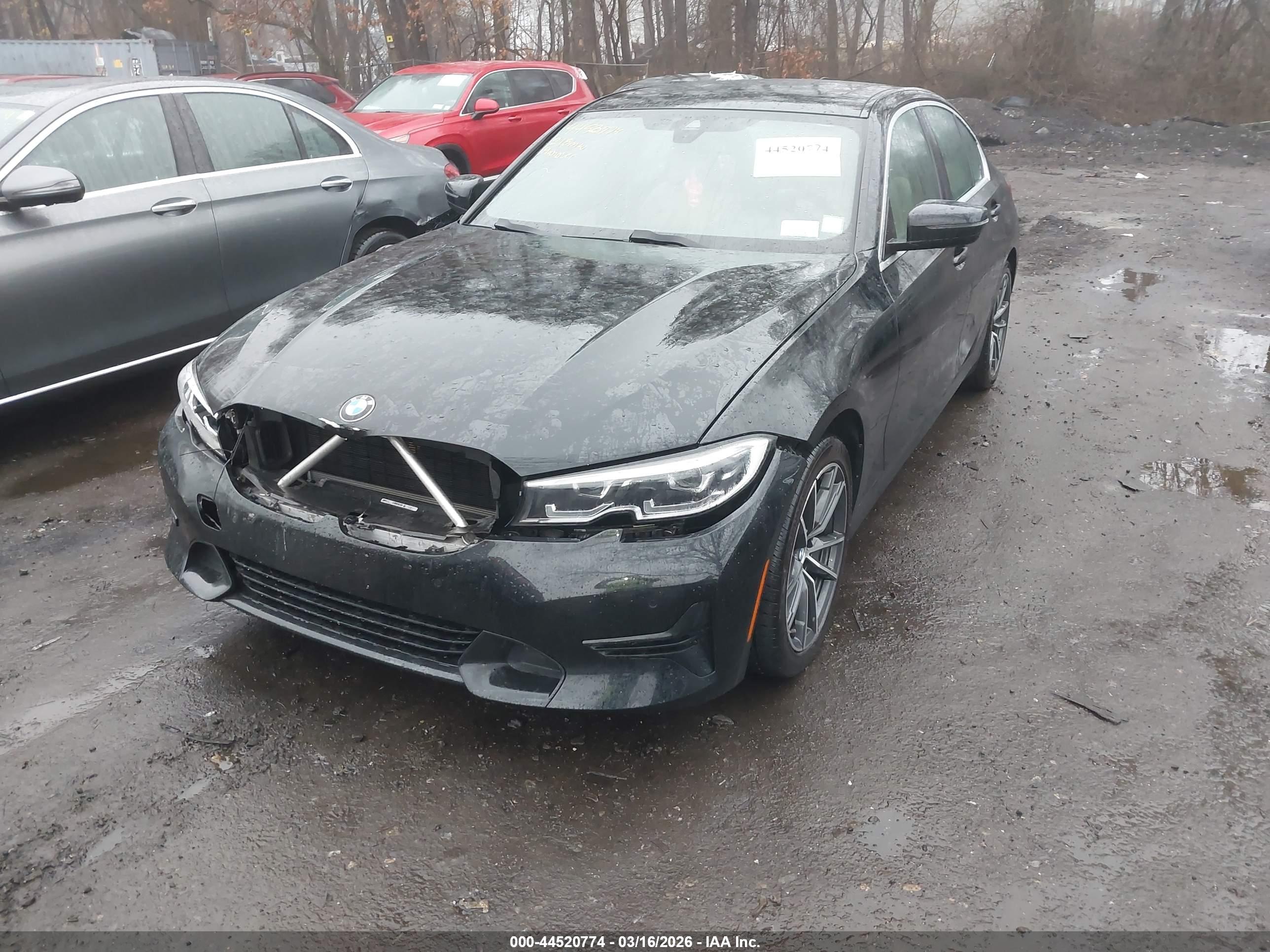 BMW 330I image 6
