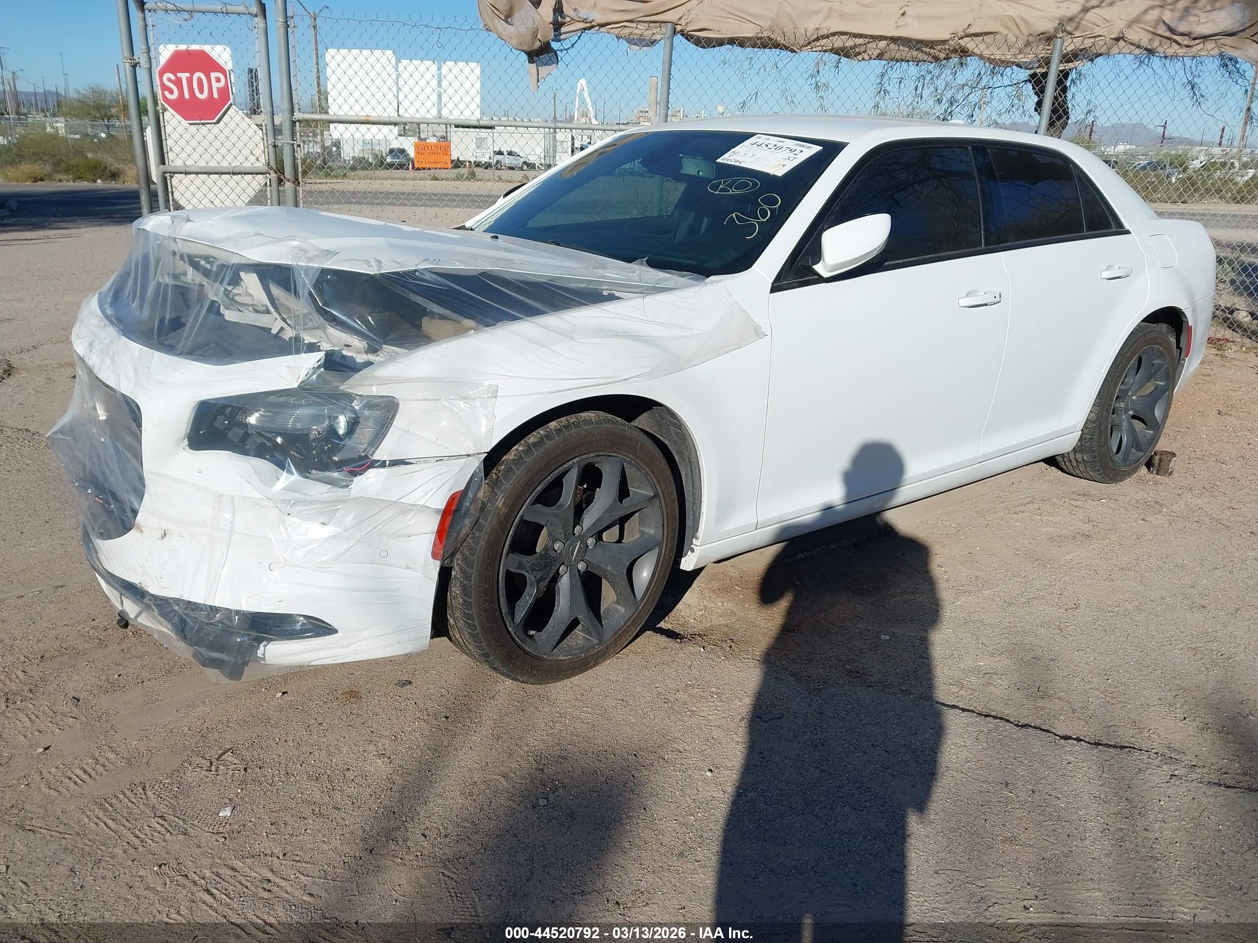 CHRYSLER 300 image 2