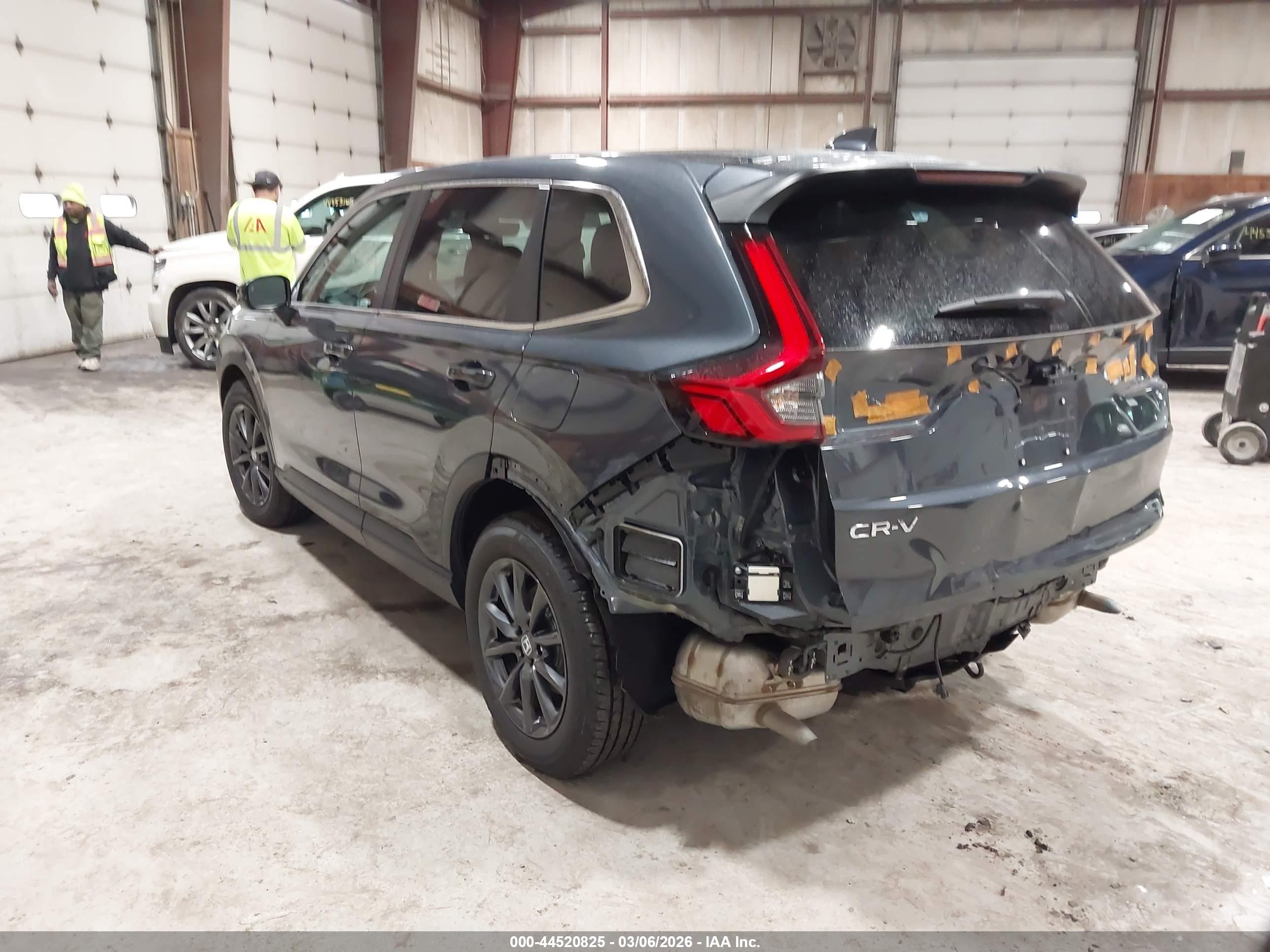 HONDA CR-V image 3