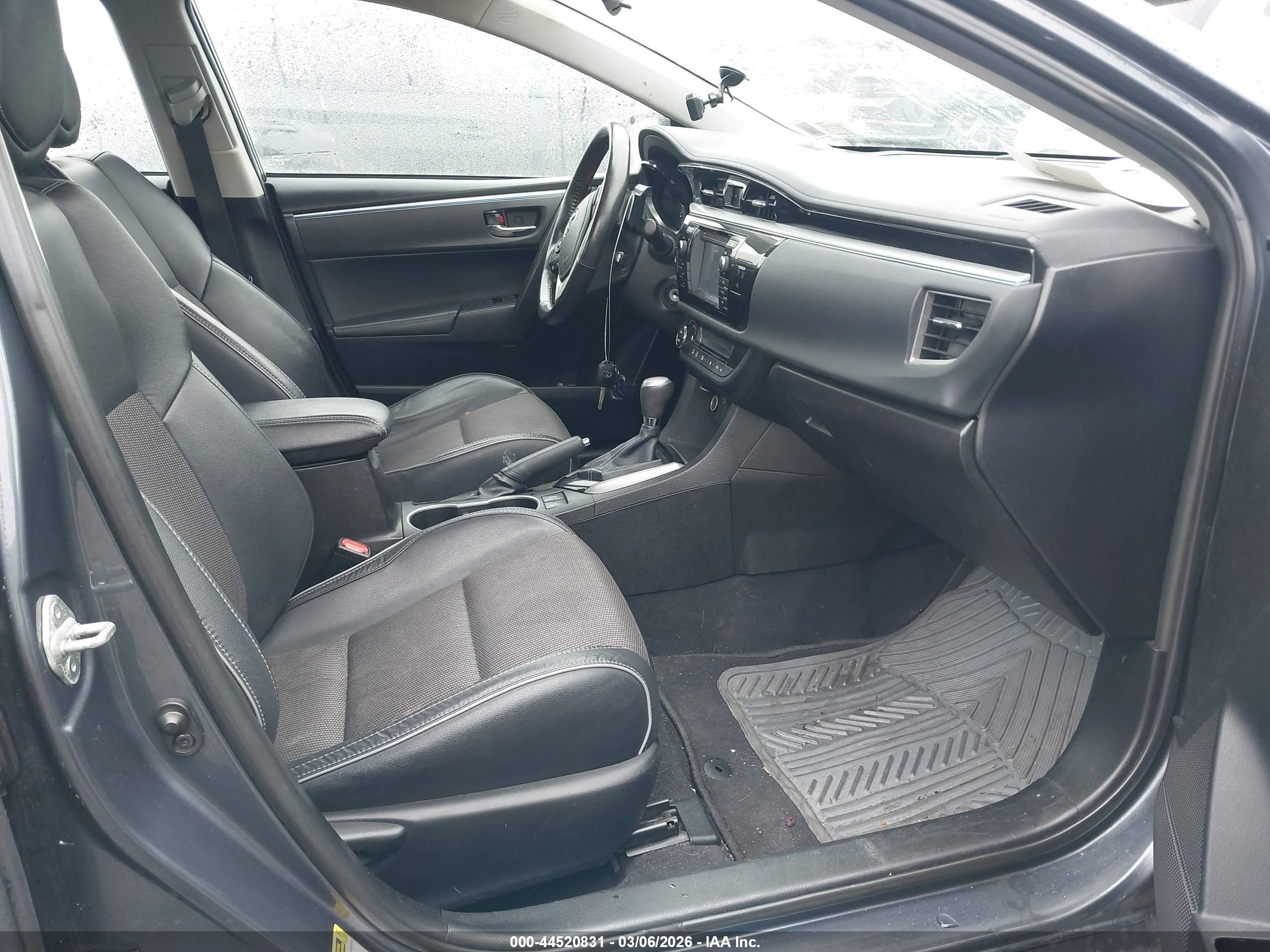 TOYOTA COROLLA image 5