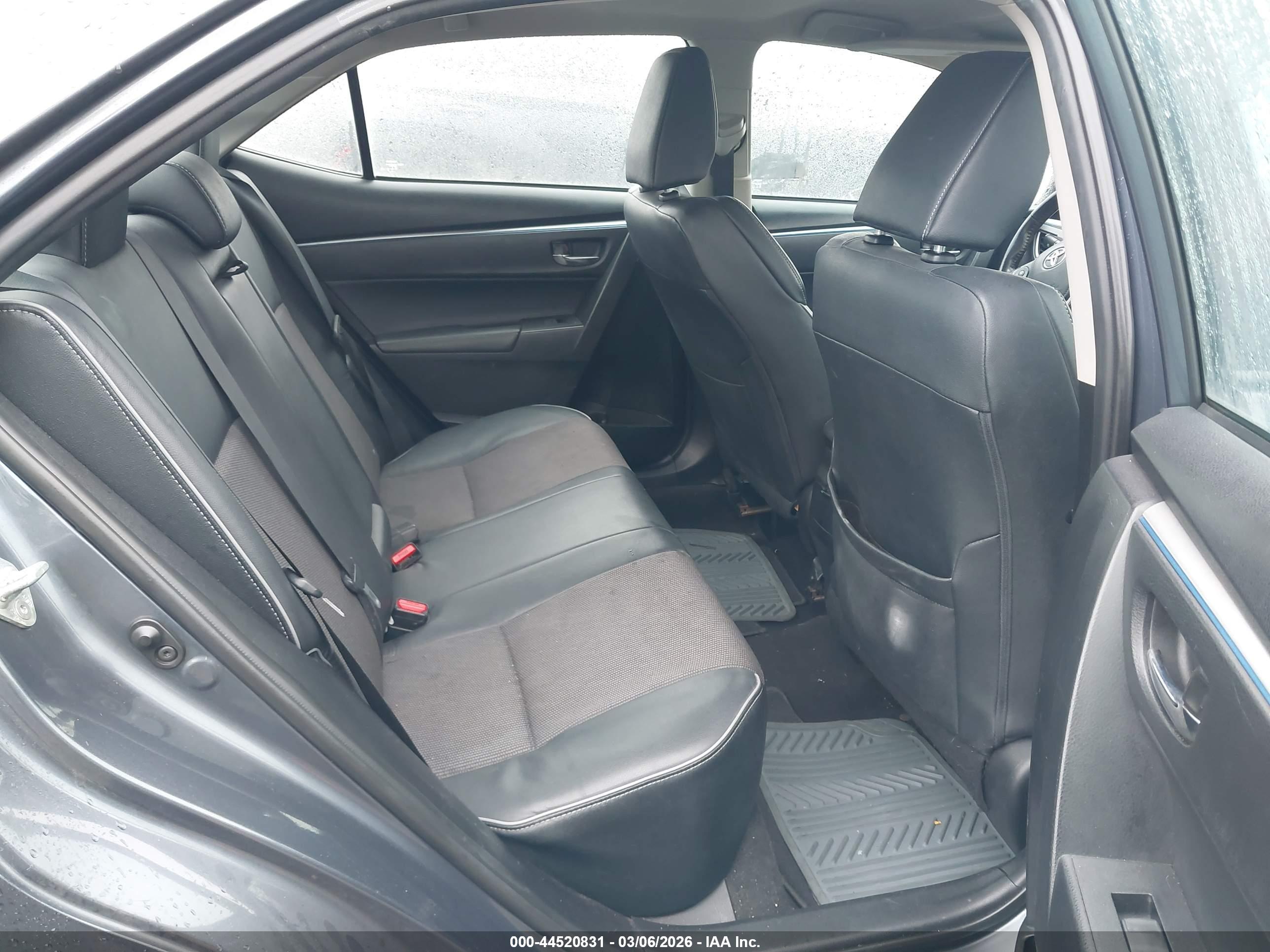 TOYOTA COROLLA image 8