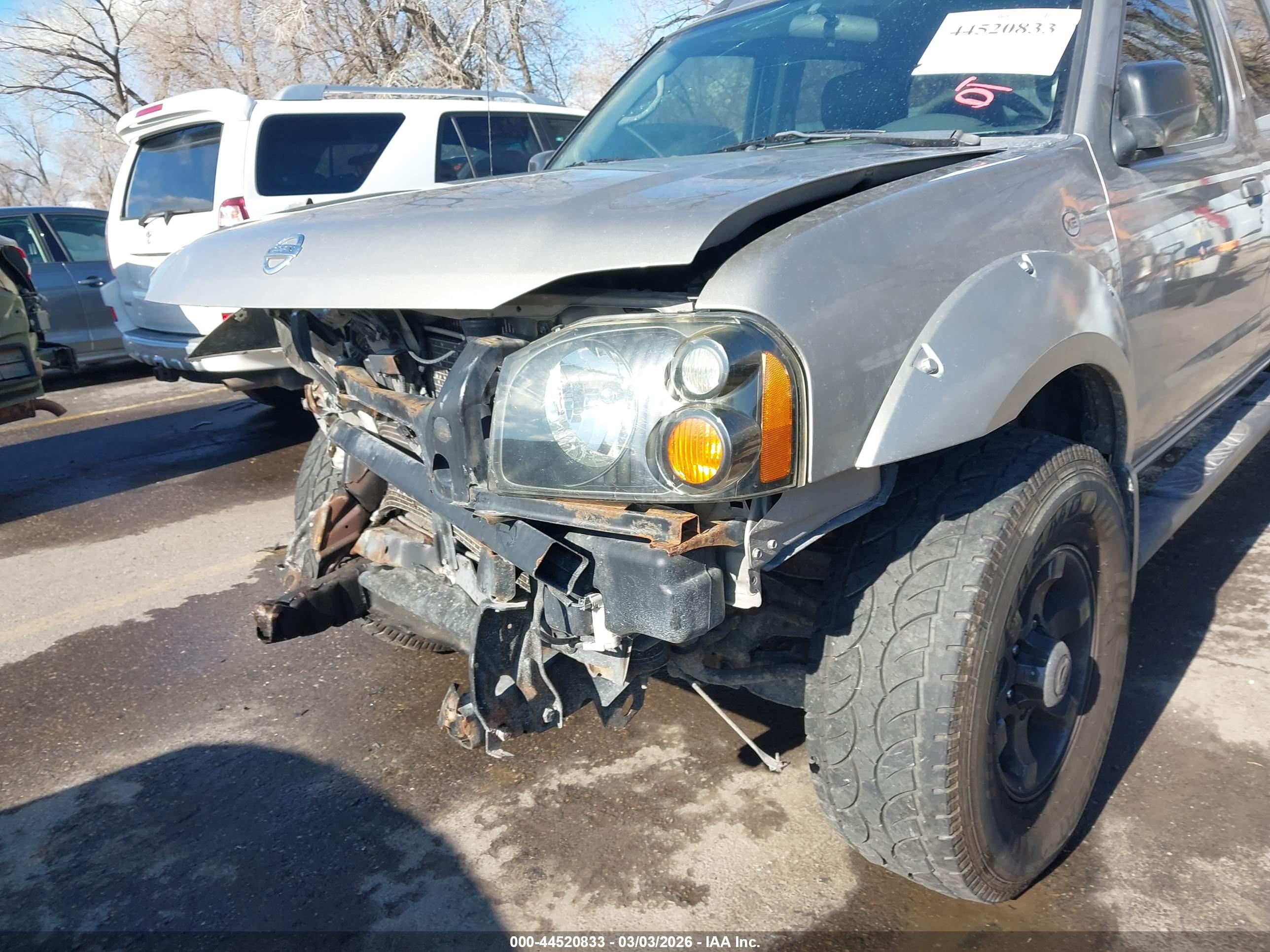 NISSAN FRONTIER image 6